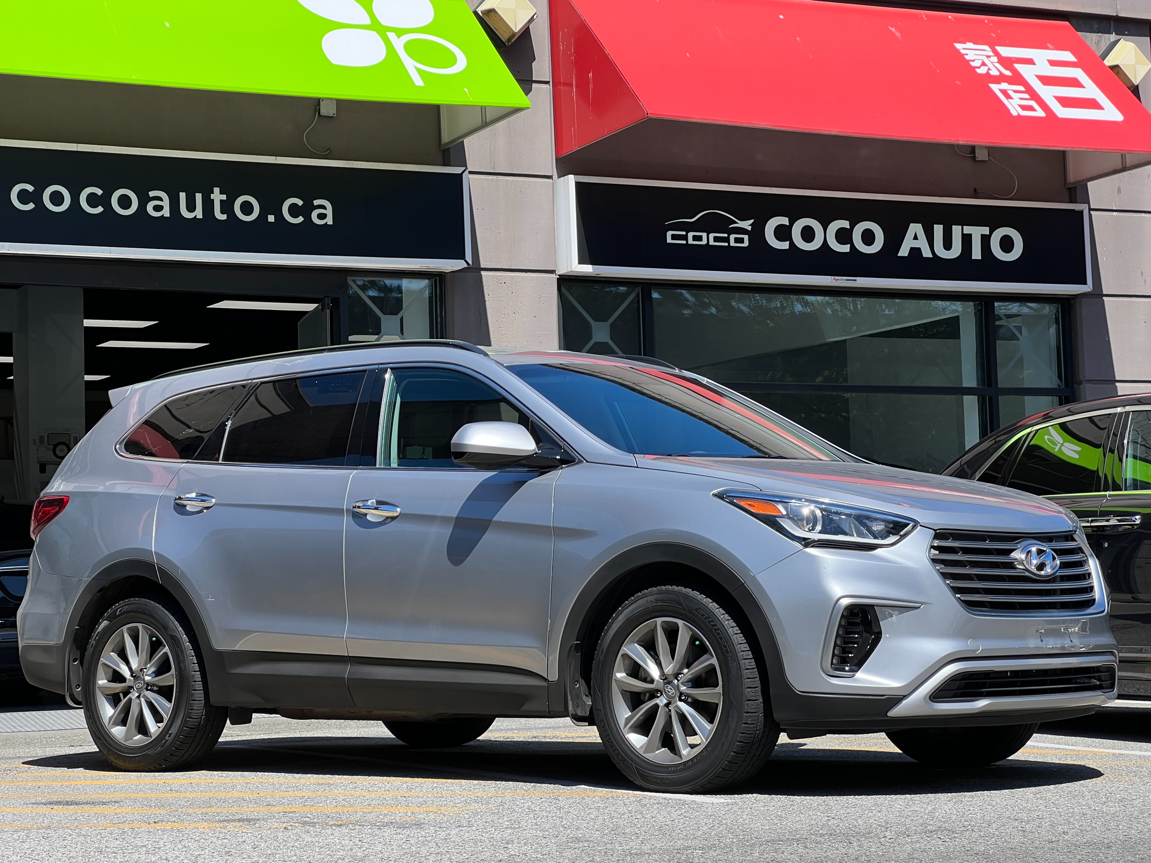 2018 Hyundai Santa Fe XL - Image 2