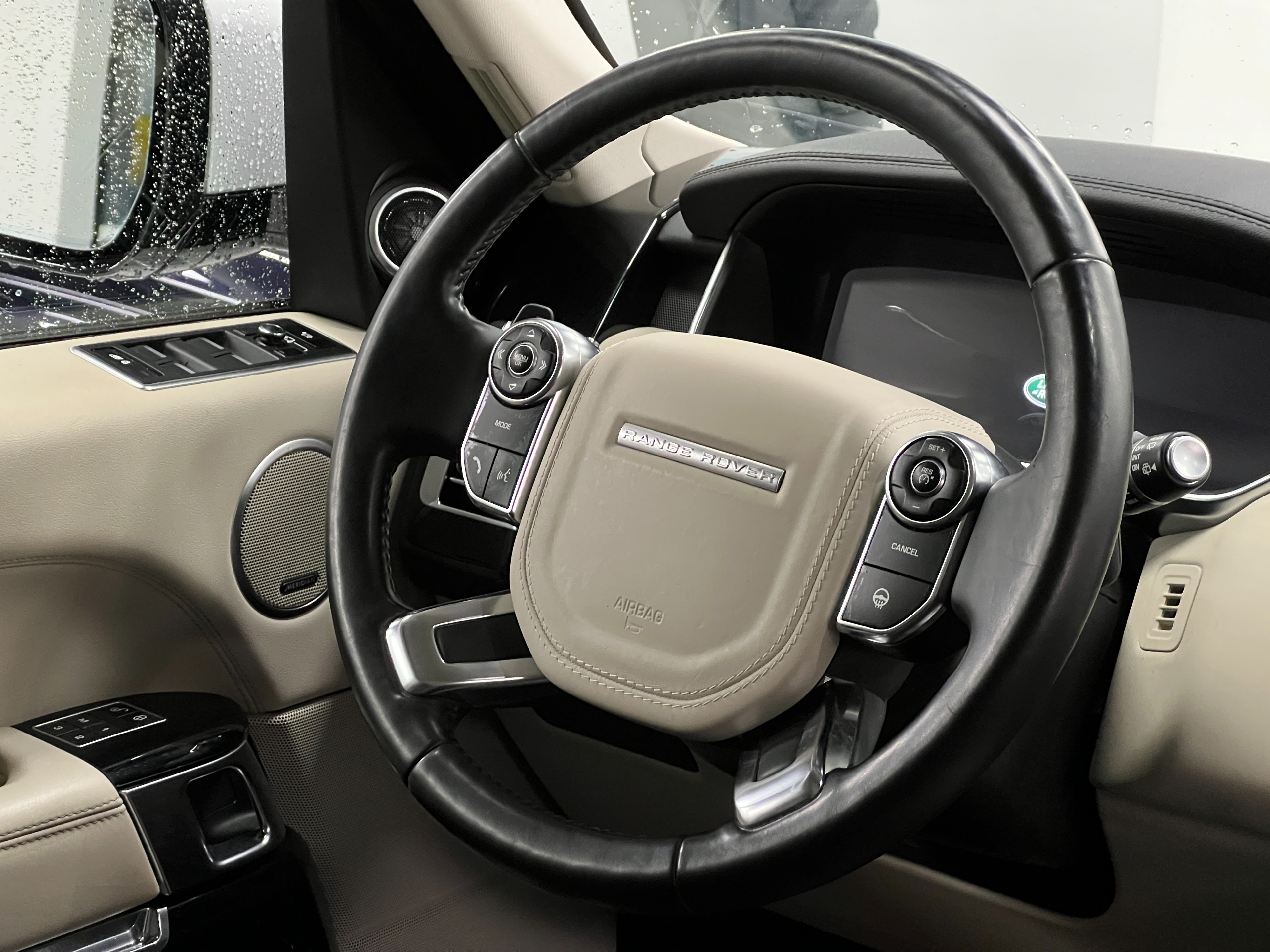 2014 Land Rover Range Rover Supercharged | No accident | BC Local - Image 13