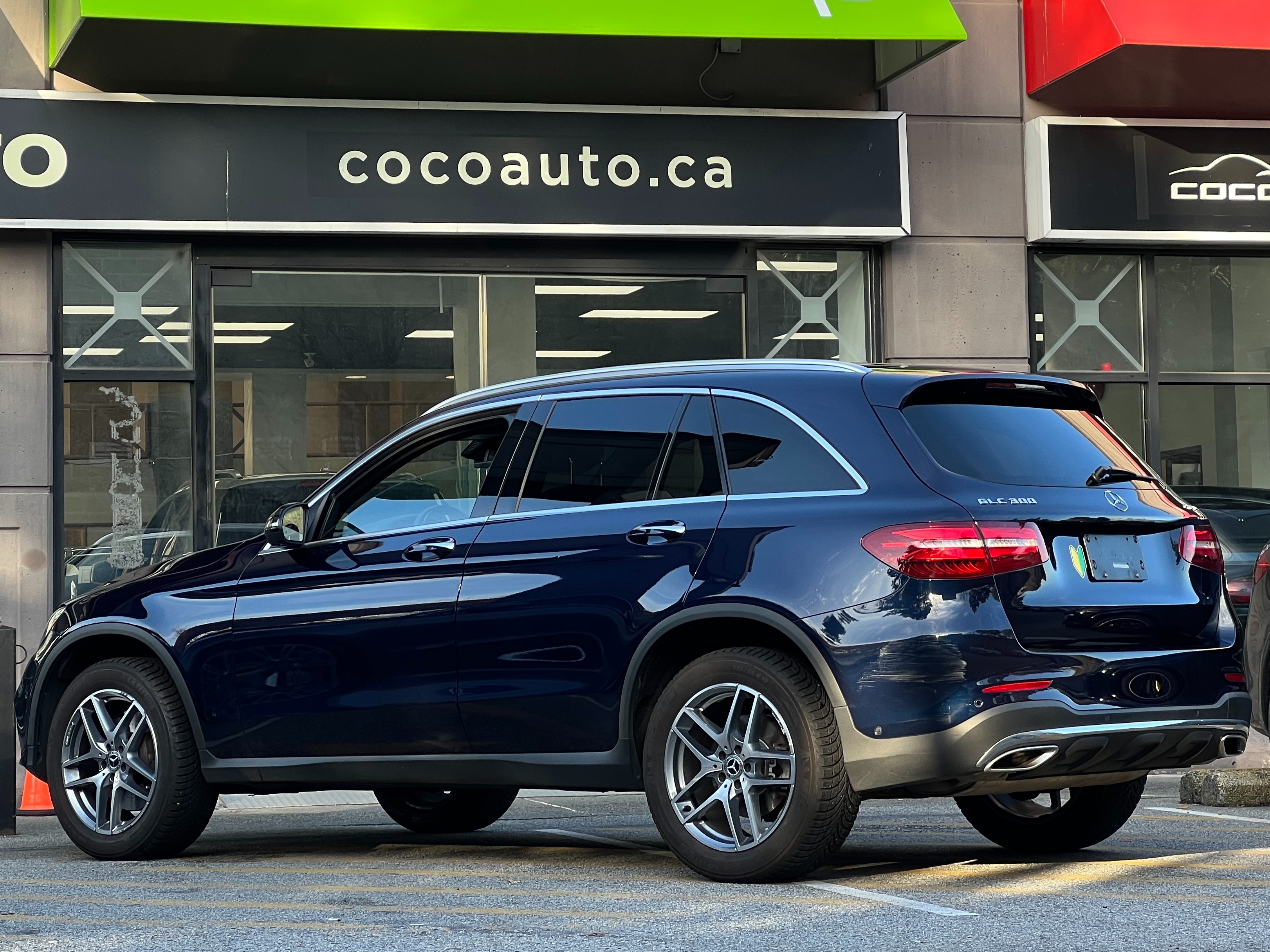 2018 Mercedes-Benz glc300 | BC Local - Image 7