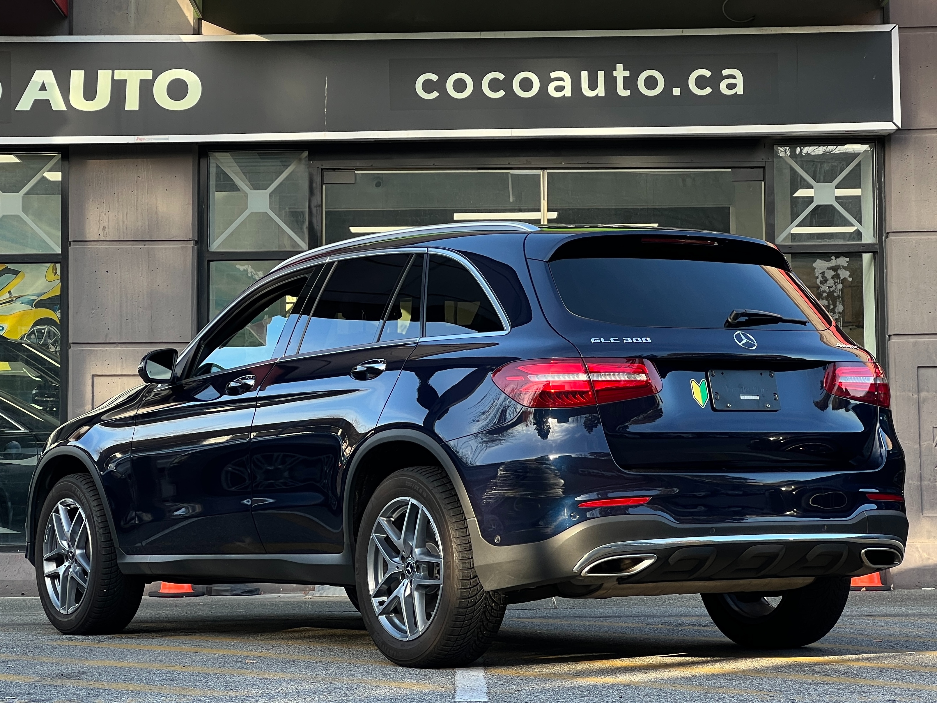 2018 Mercedes-Benz glc300 | BC Local - Image 6