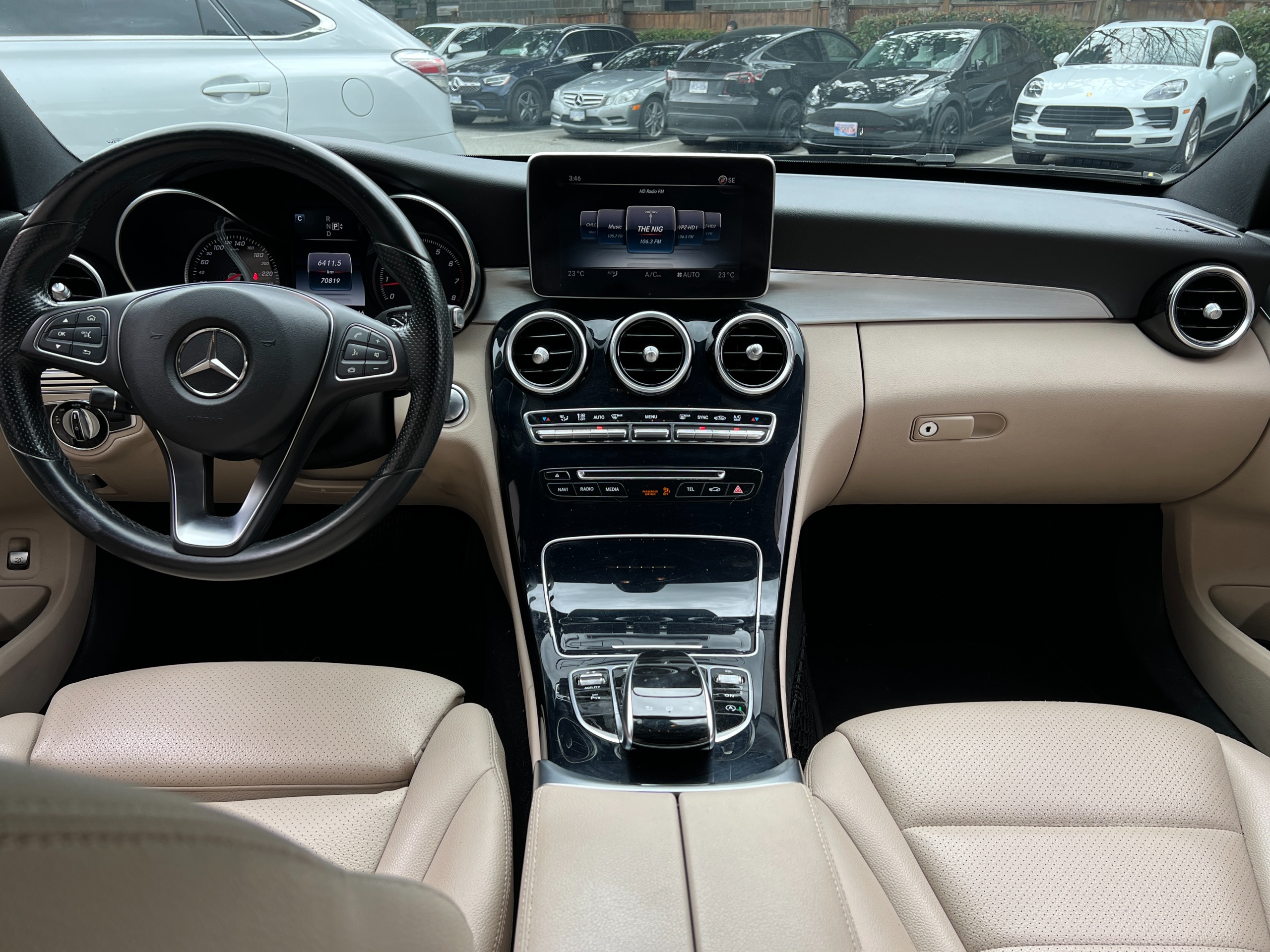 2015 Mercedes-Benz C300 - Image 10
