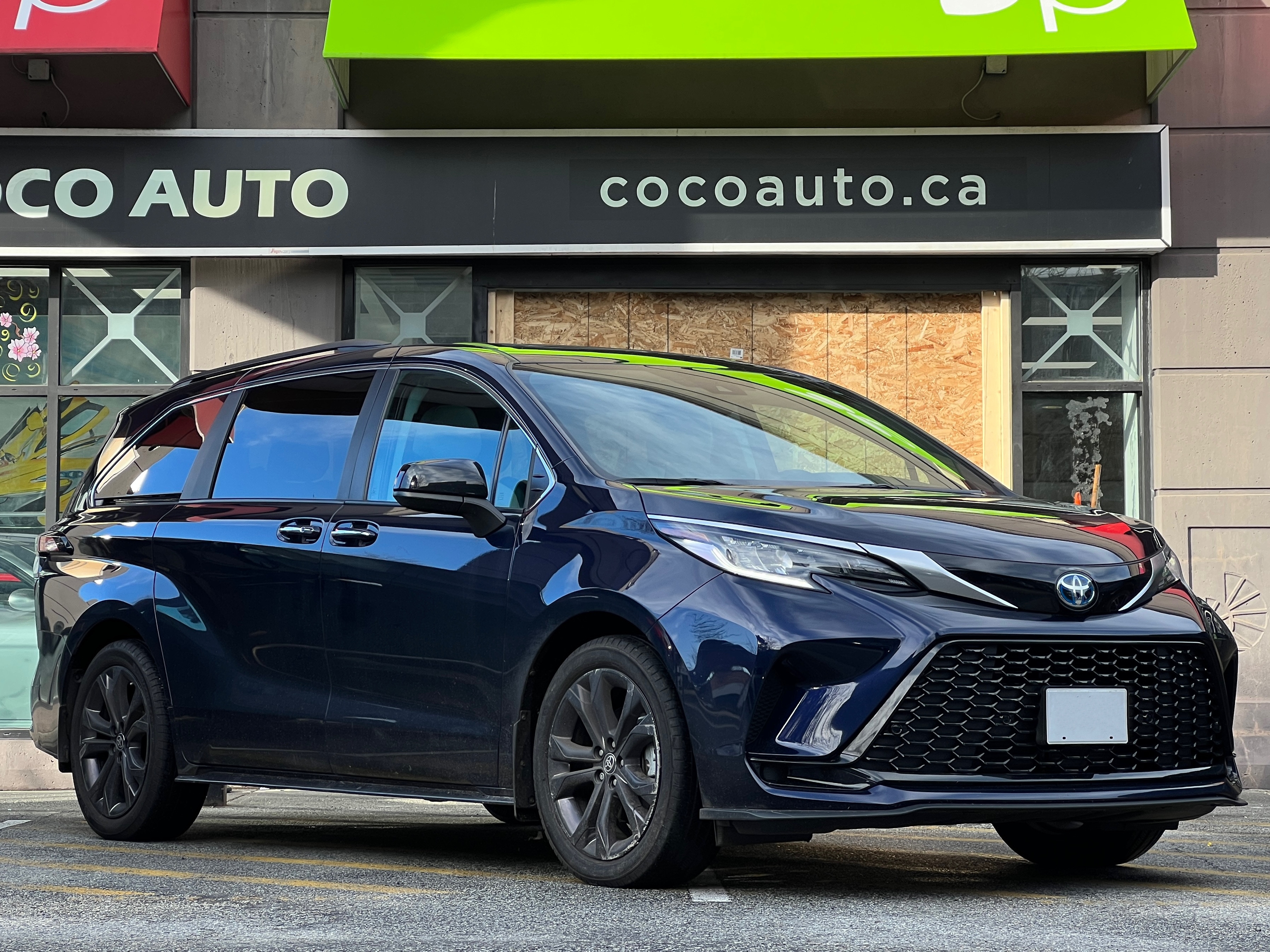 2024 Toyota Sienna | No accident | BC Local