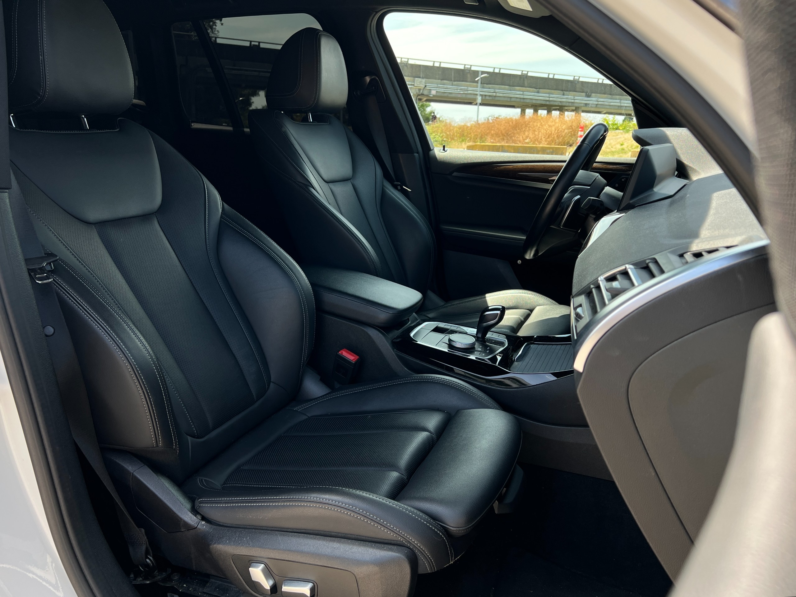 2022 BMW x3 xdrive30i - Image 11