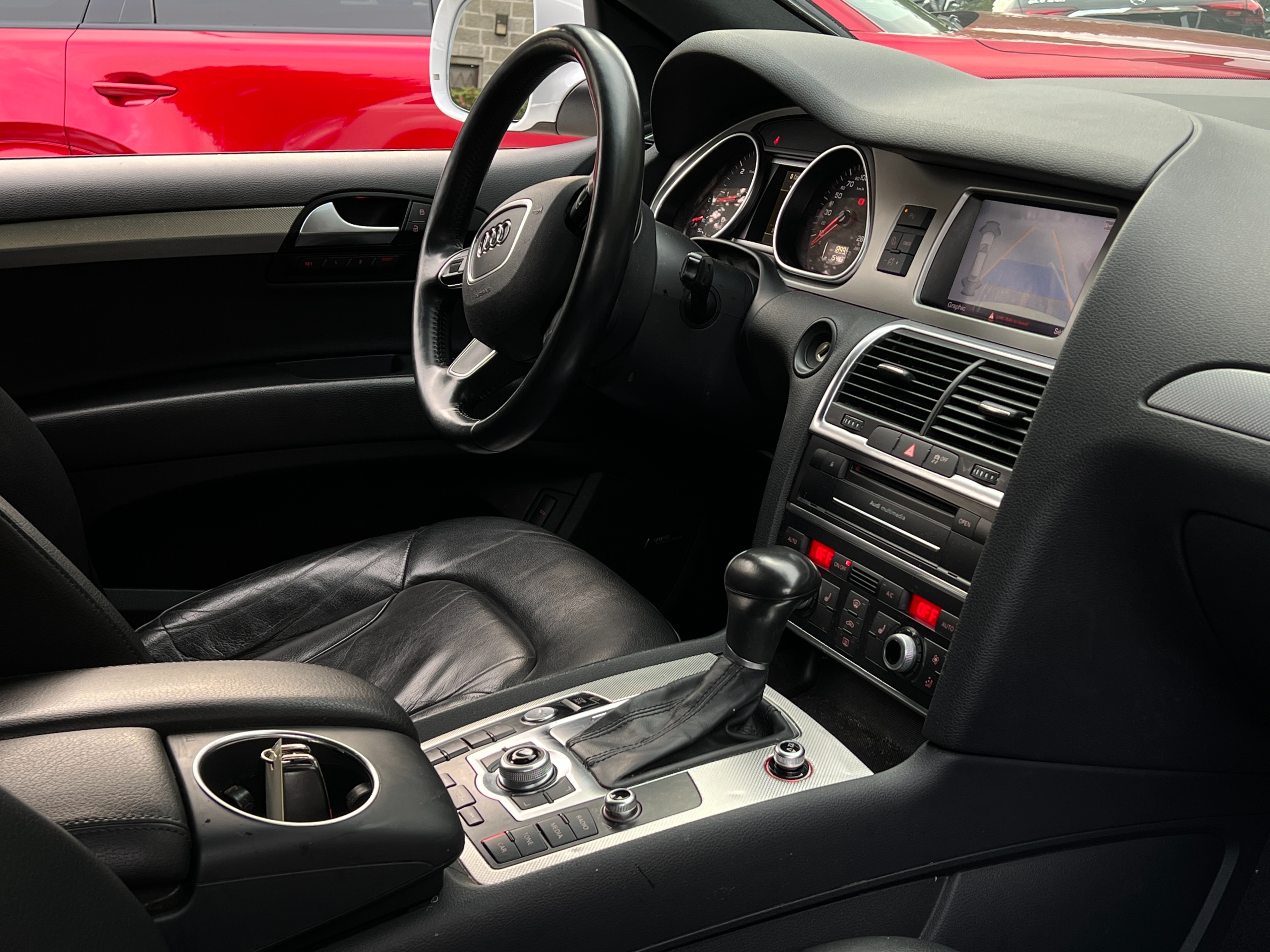 2015 Audi Q7 3.0 tdi vorsprung edition | Diesel |one owner | bc local | 7 seater | clean title - Image 10