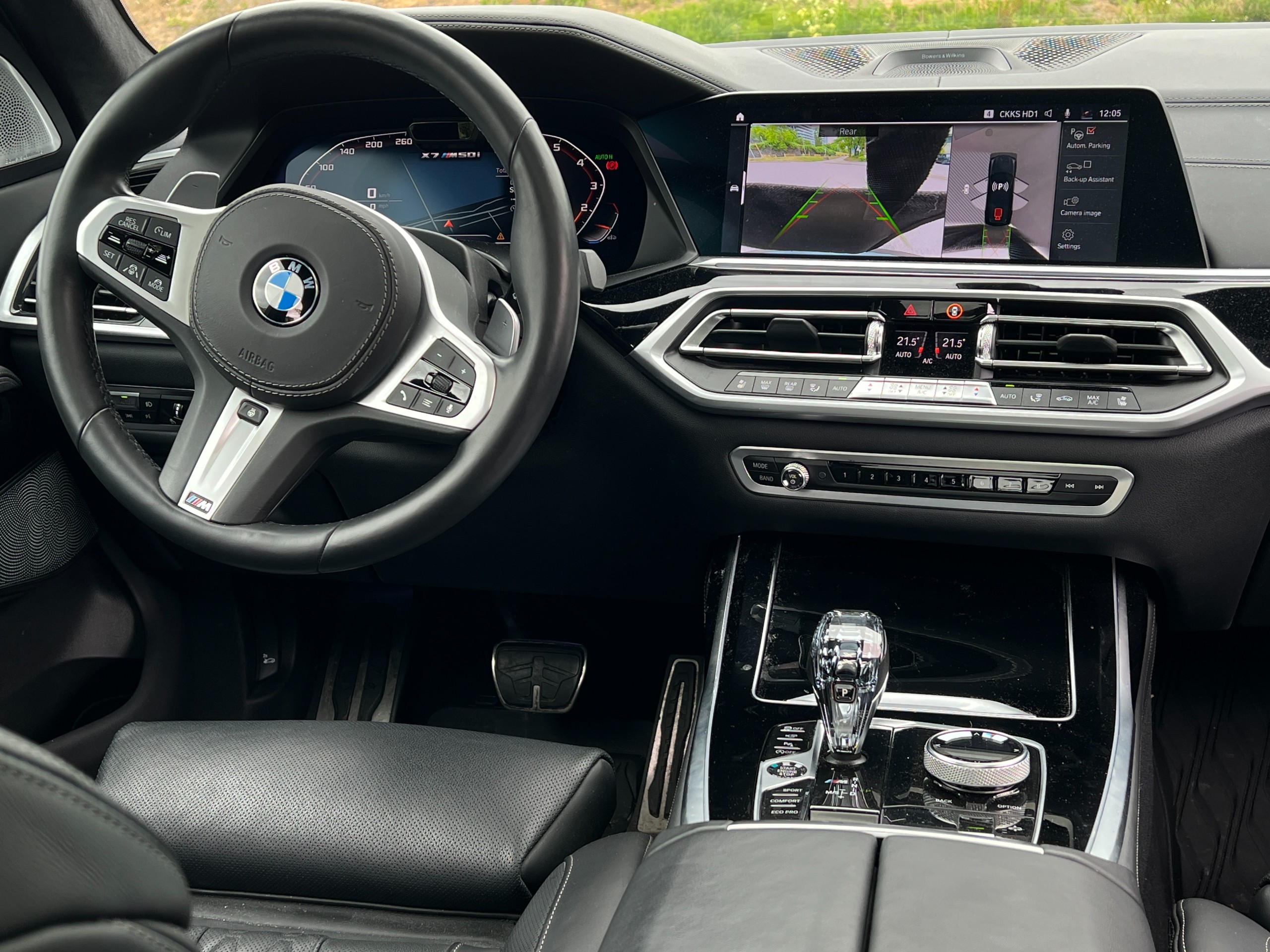 2020 BMW X7 M50i | No accident | BC Local | 3keys | One owner - Image 11