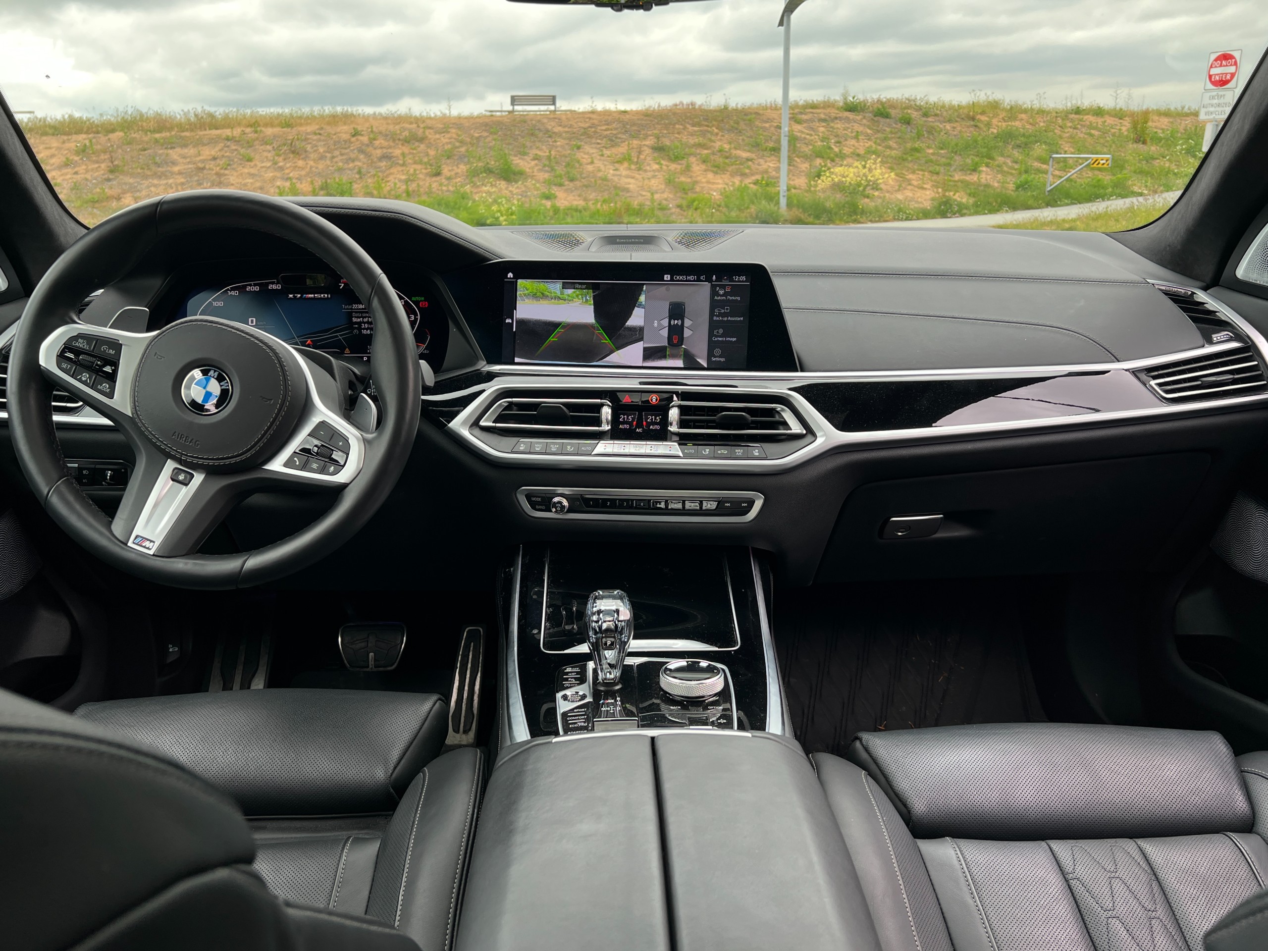 2020 BMW X7 M50i | No accident | BC Local | 3keys | One owner - Image 10