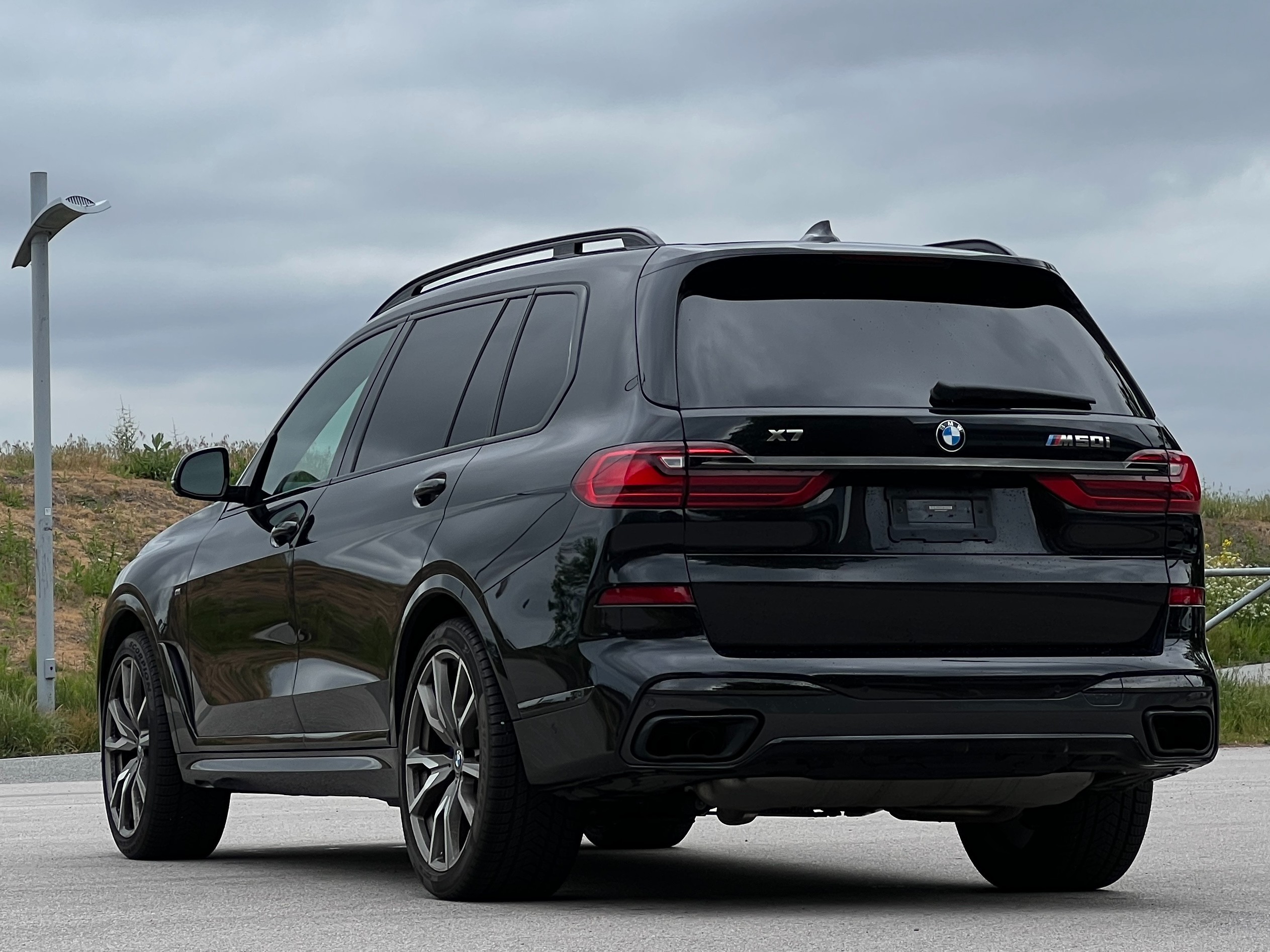 2020 BMW X7 M50i | No accident | BC Local | 3keys | One owner - Image 6