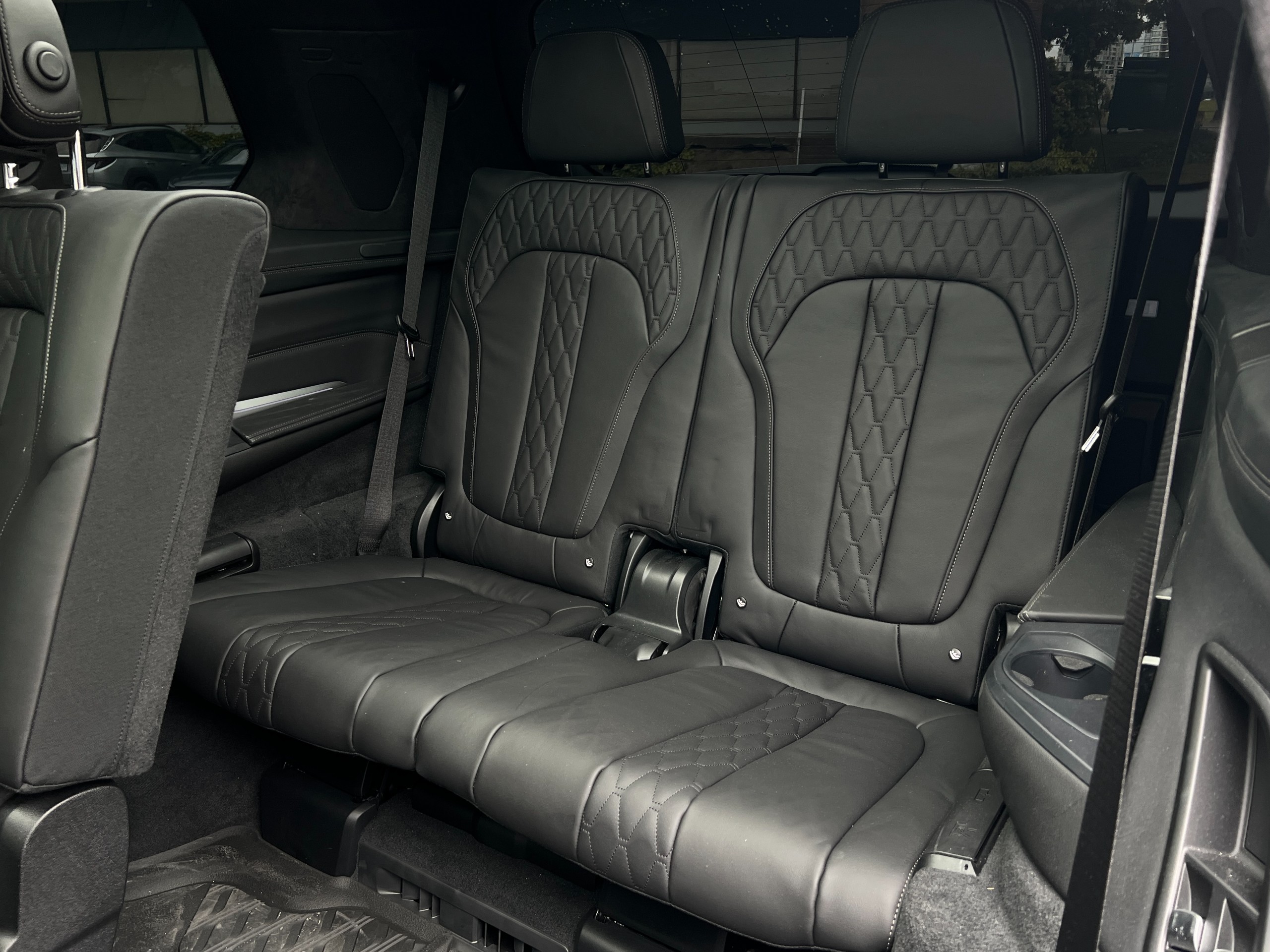 2020 BMW X7 M50i | No accident | BC Local | 3keys | One owner - Image 19