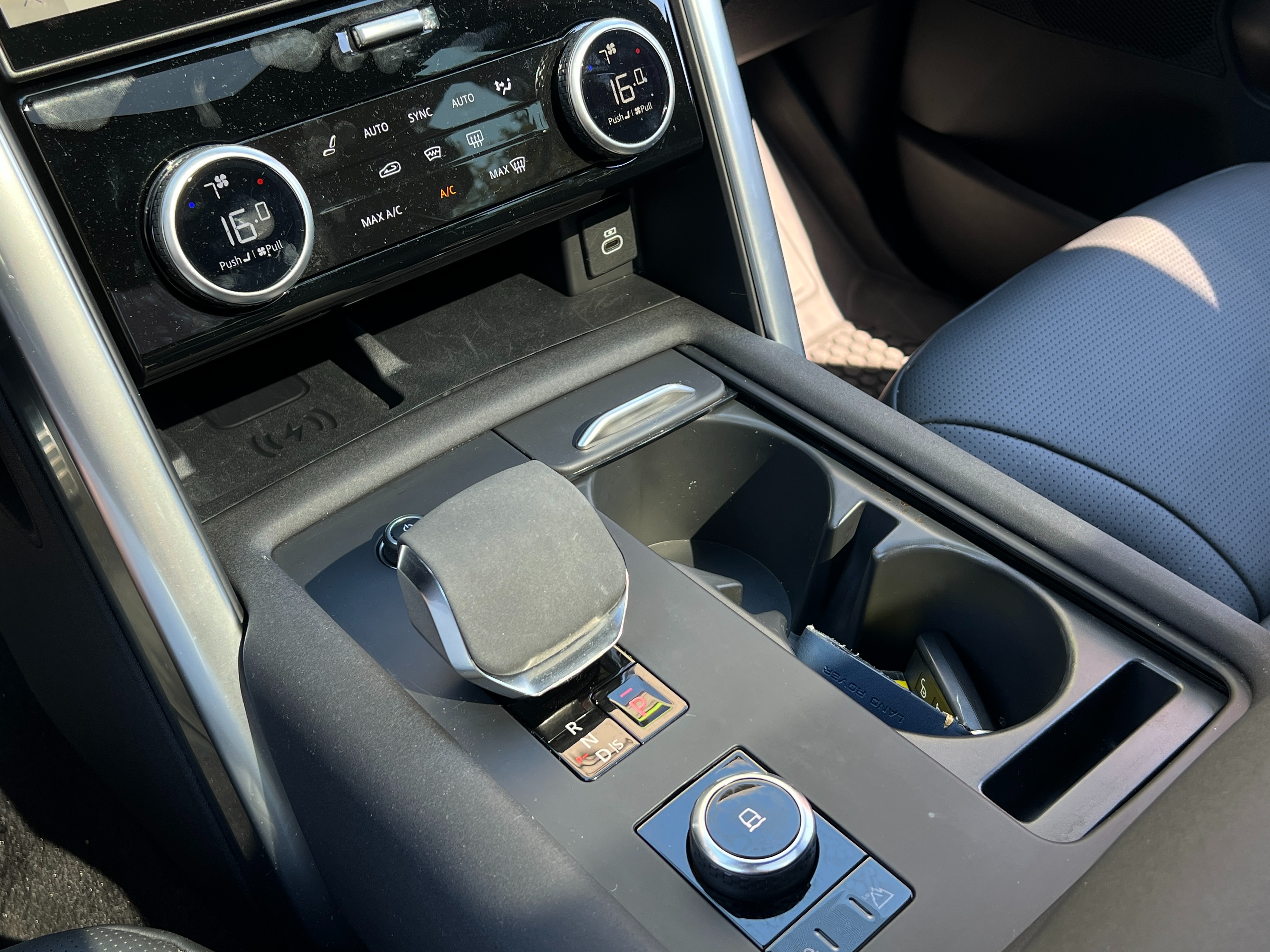 2024 Land Rover discovery p360 dynamic hse - Image 16