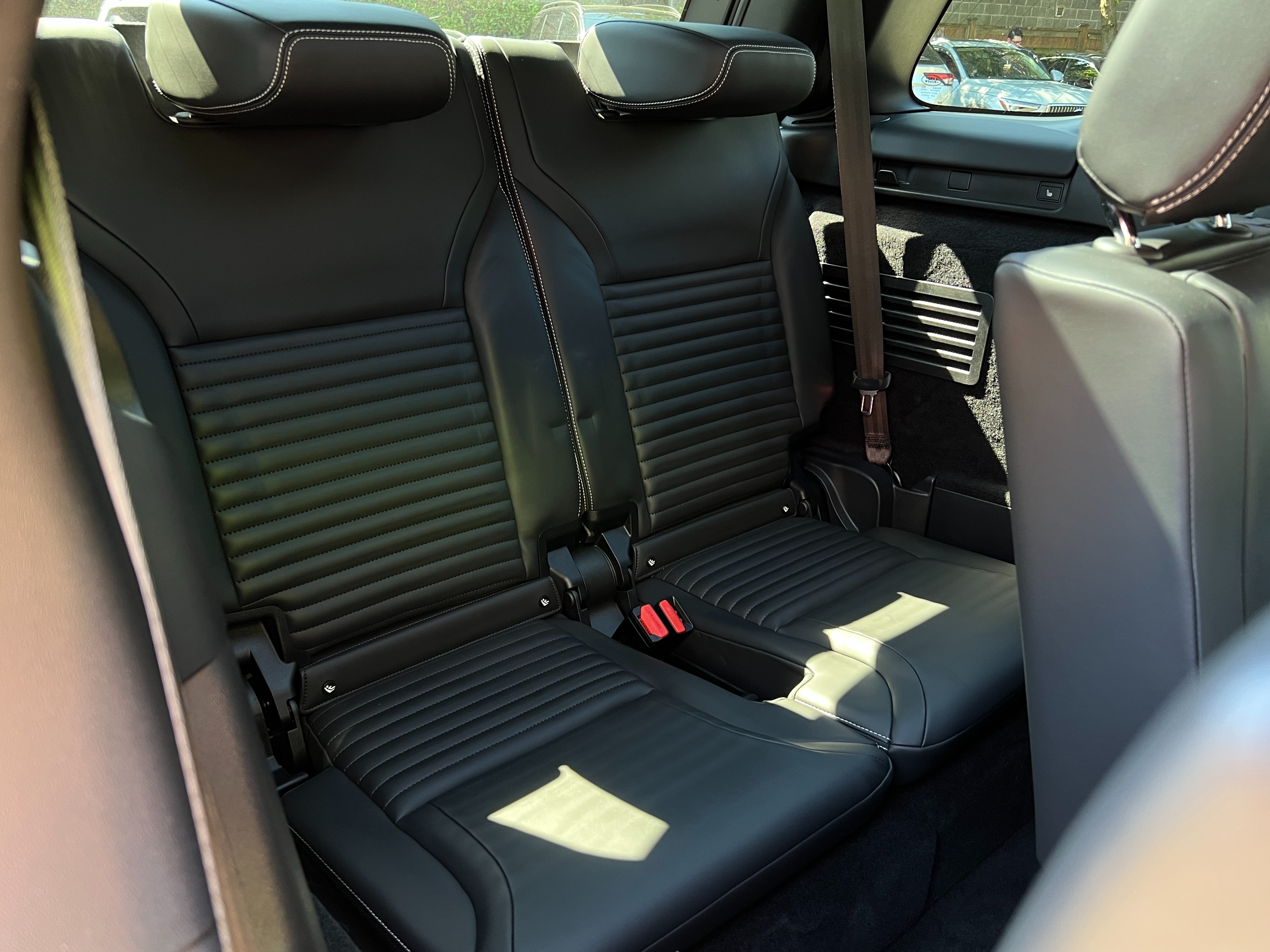 2024 Land Rover discovery p360 dynamic hse - Image 18