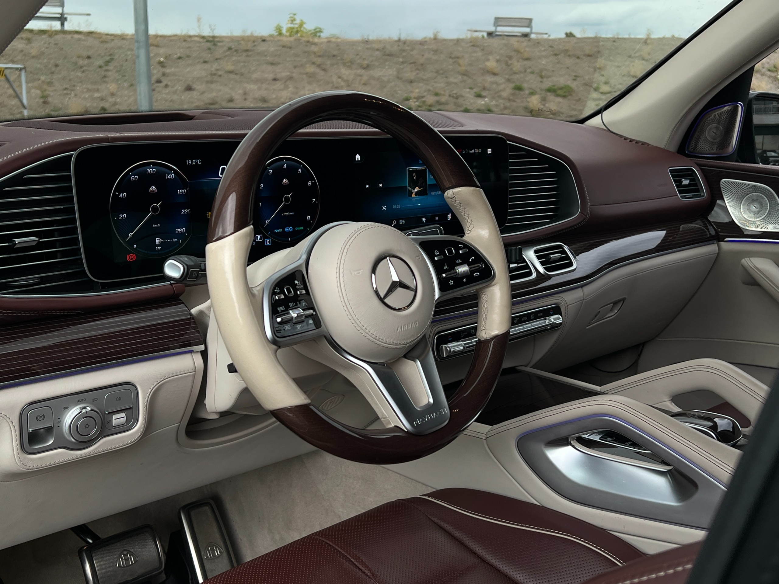 2021 Mercedes-Benz GLS600 Maybach - Image 9