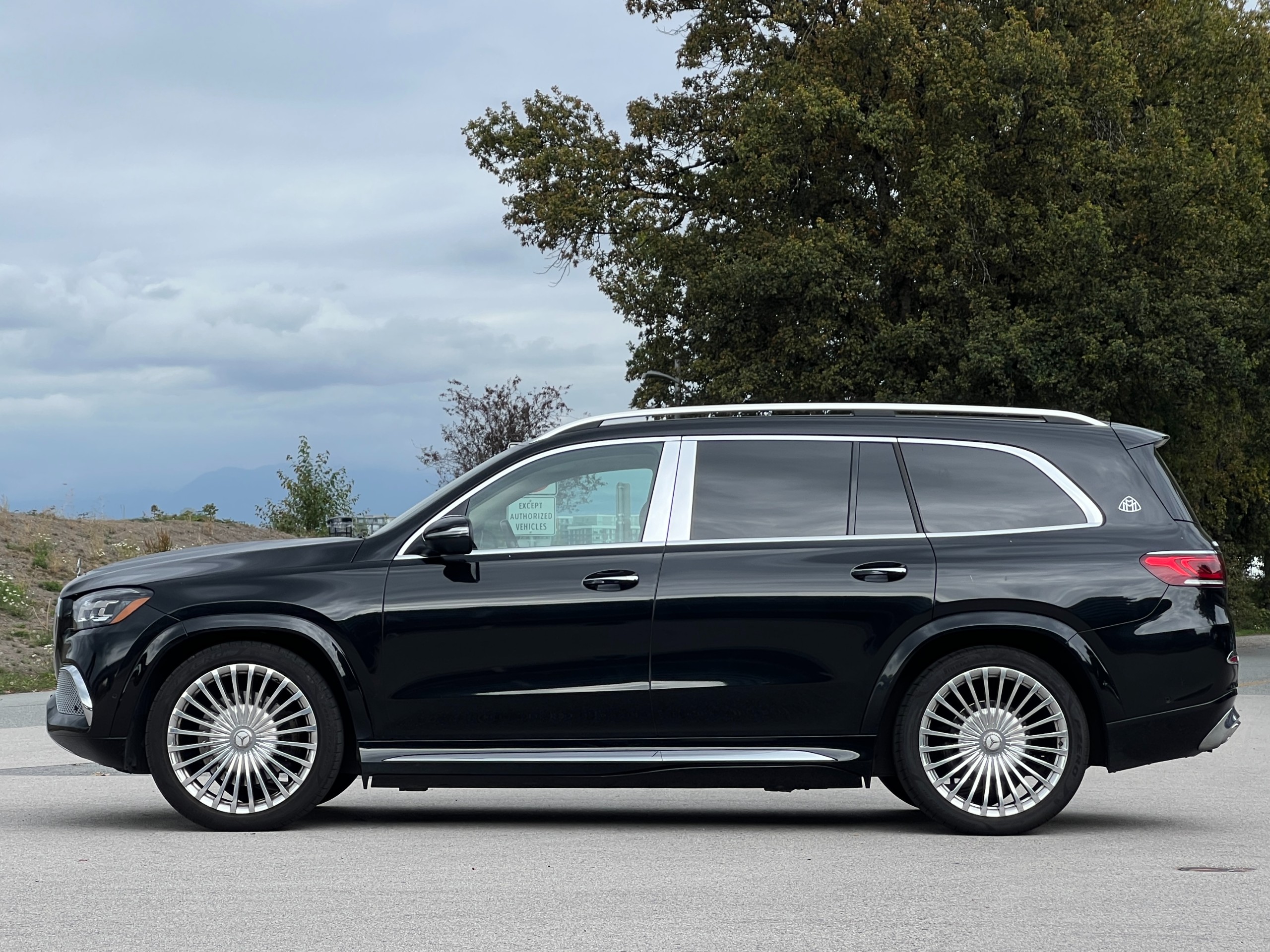 2021 Mercedes-Benz GLS600 Maybach - Image 4