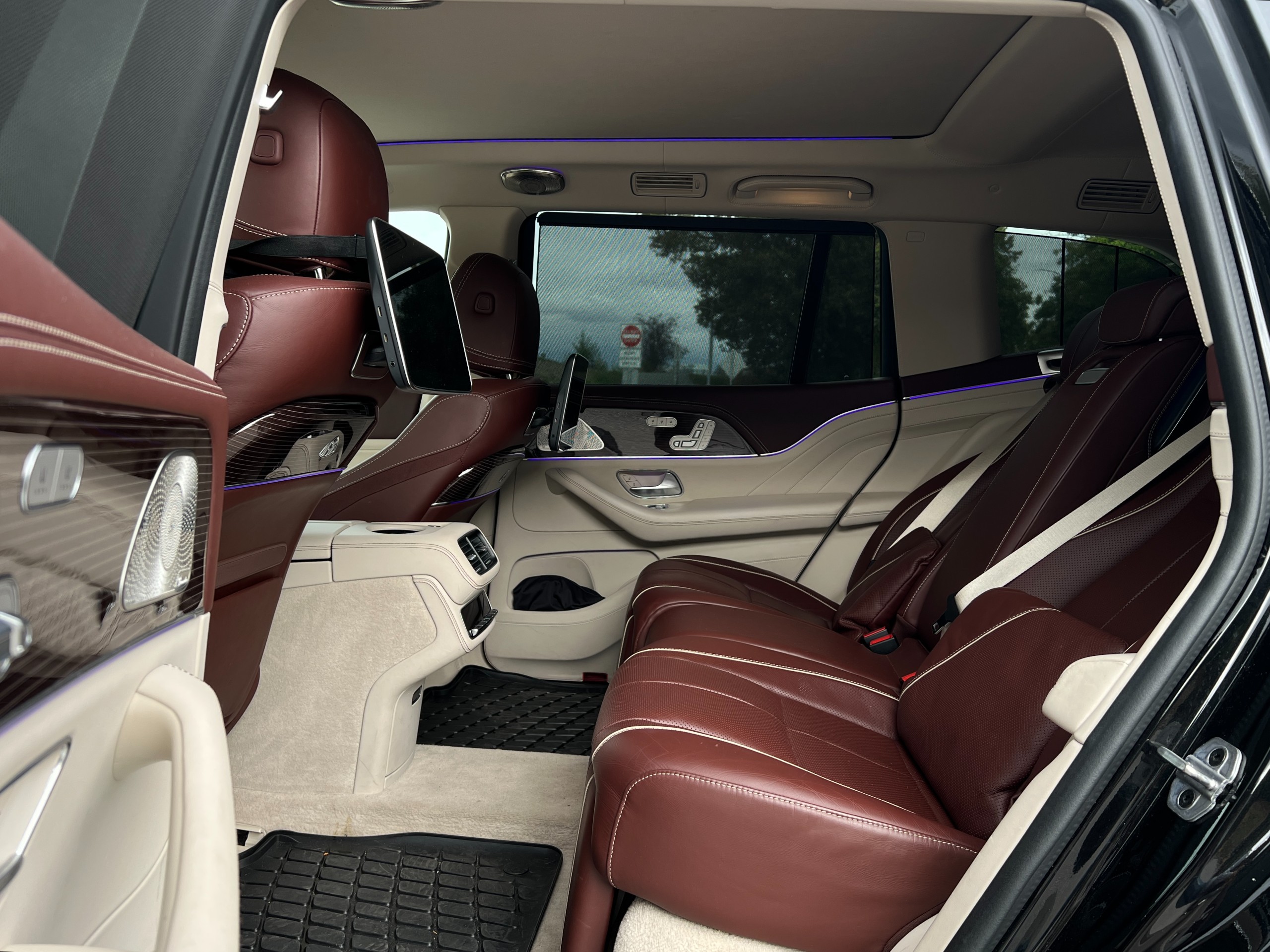 2021 Mercedes-Benz GLS600 Maybach - Image 17