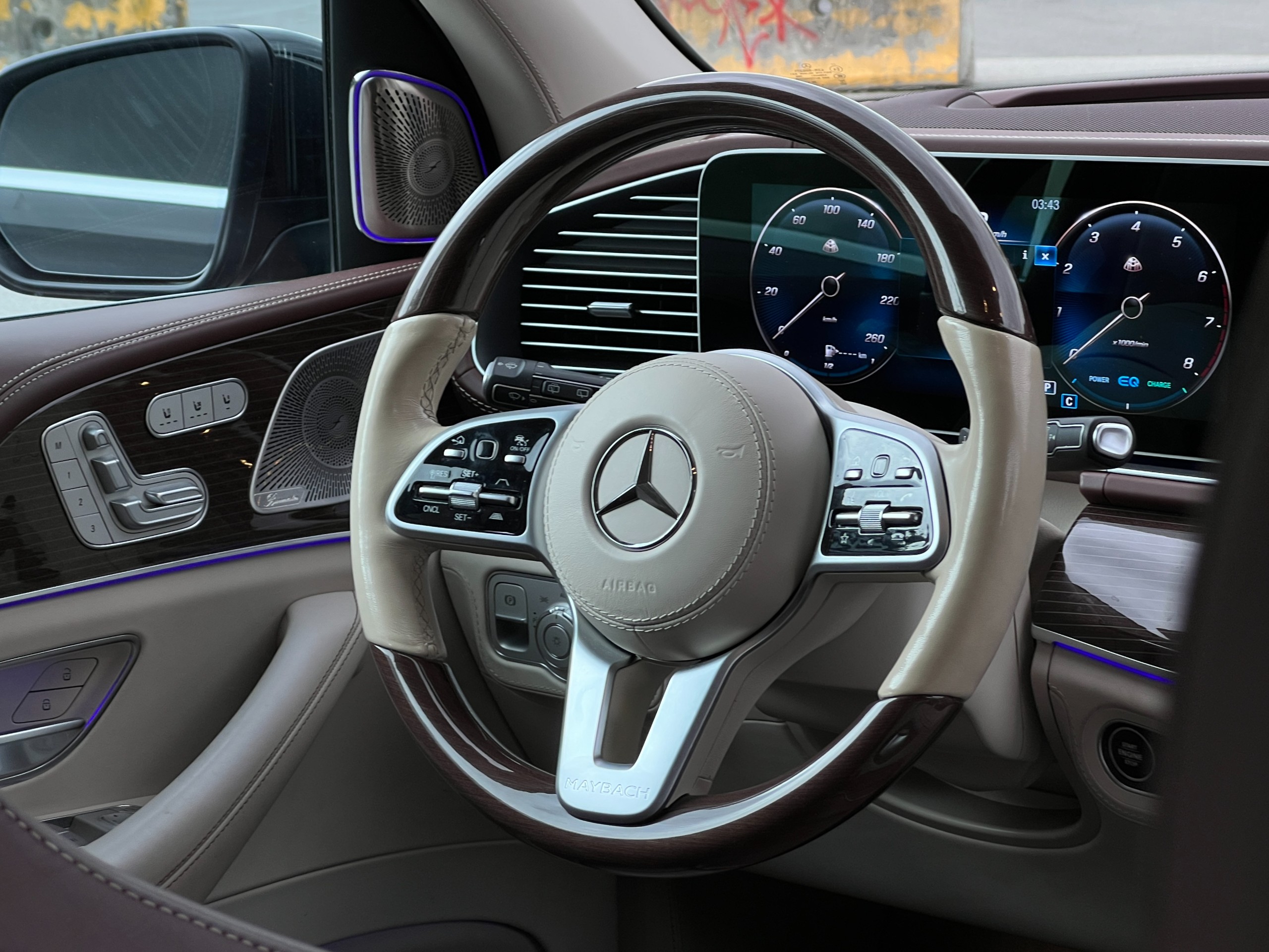 2021 Mercedes-Benz GLS600 Maybach - Image 11