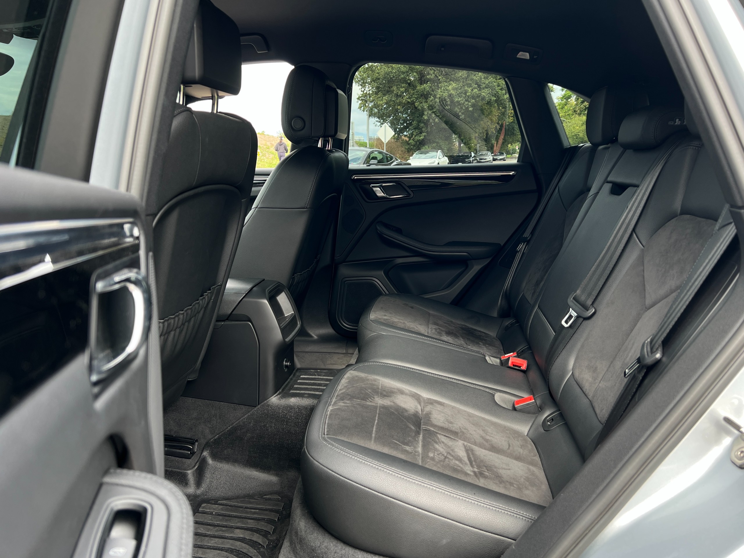 2015 Porsche Macan s | No accident | BC Local - Image 17