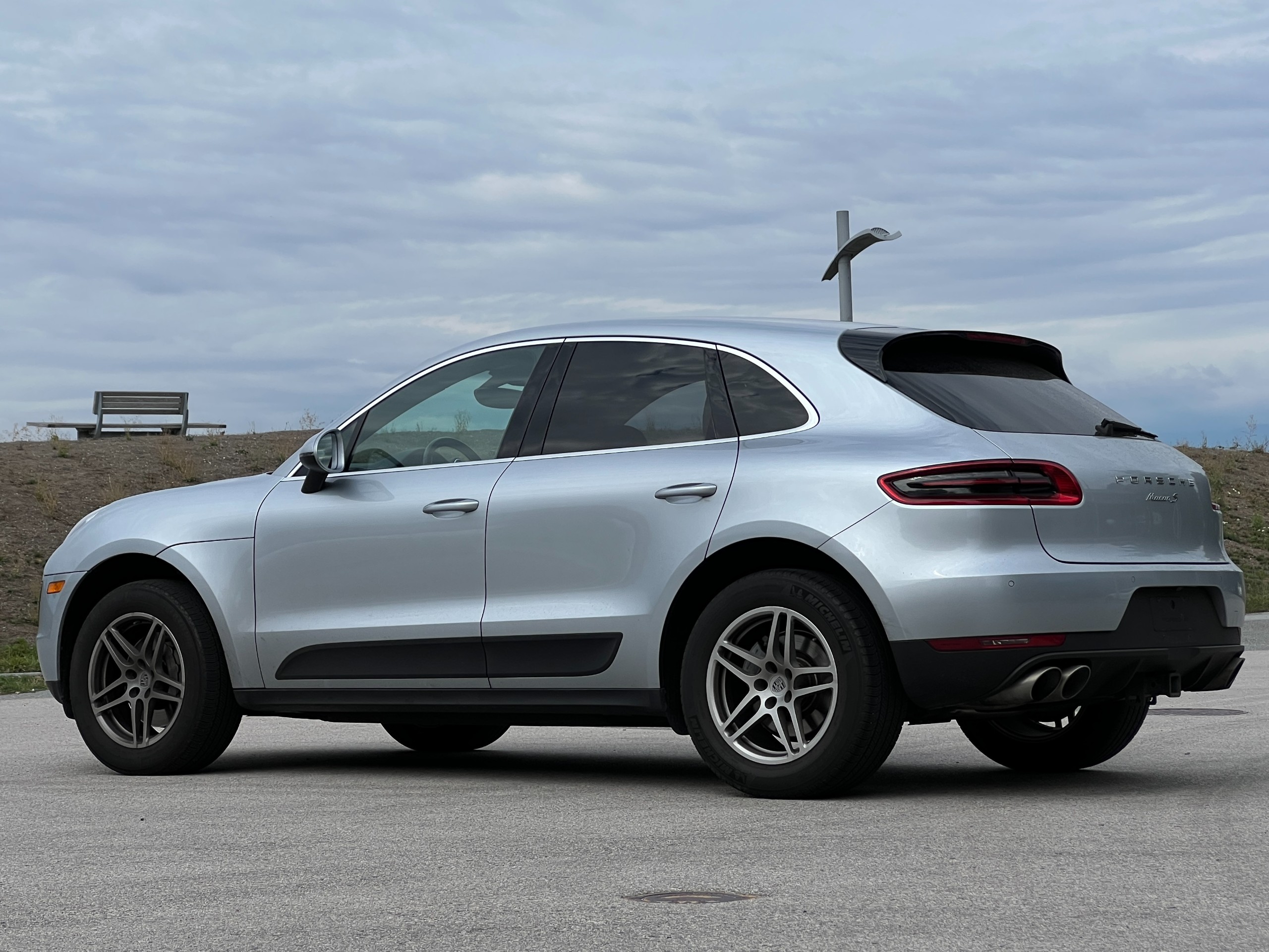 2015 Porsche Macan s | No accident | BC Local - Image 5