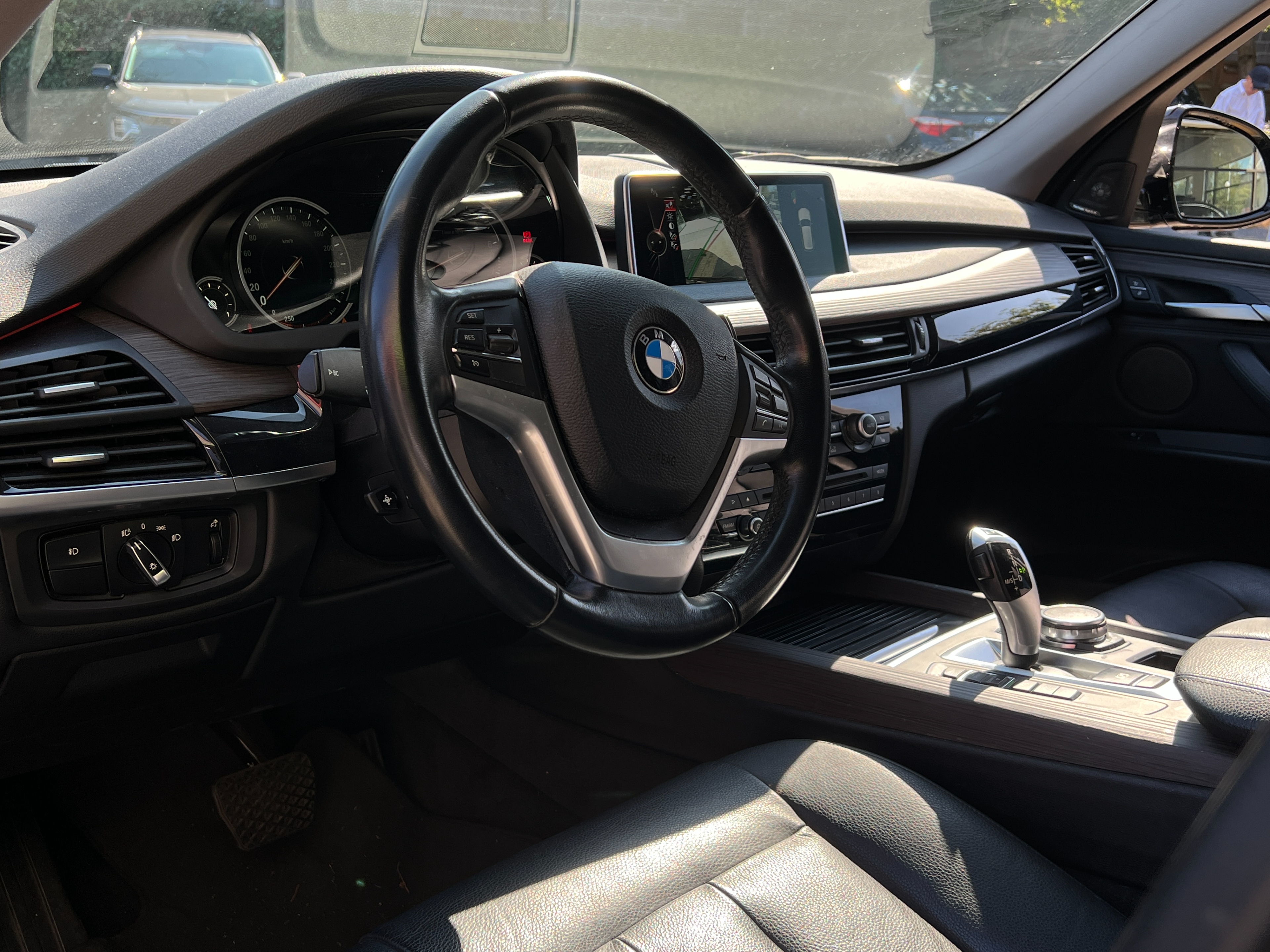 2015 BMW X5 - Image 10