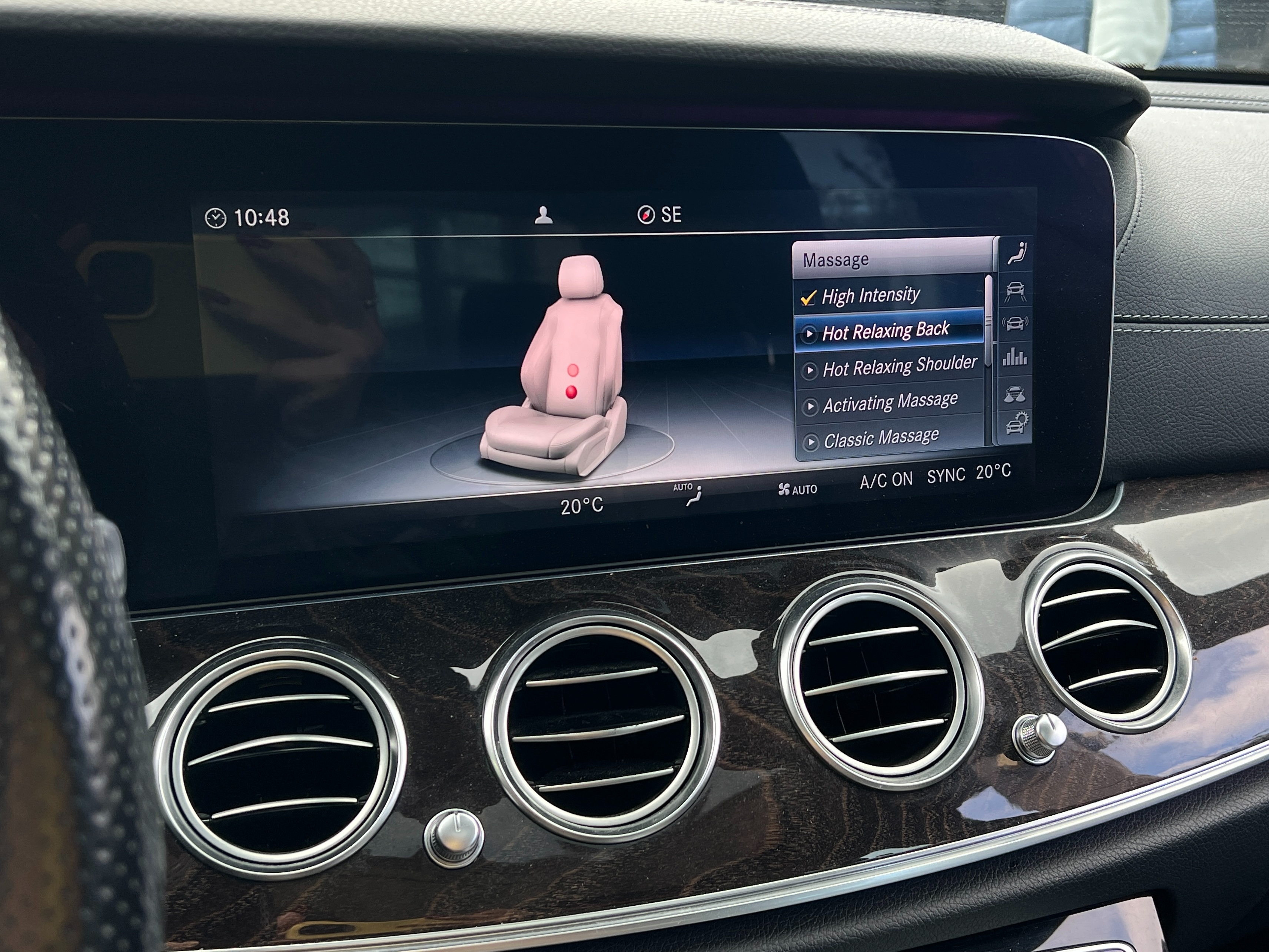 2018 Mercedes-Benz e400 4matic - Image 15