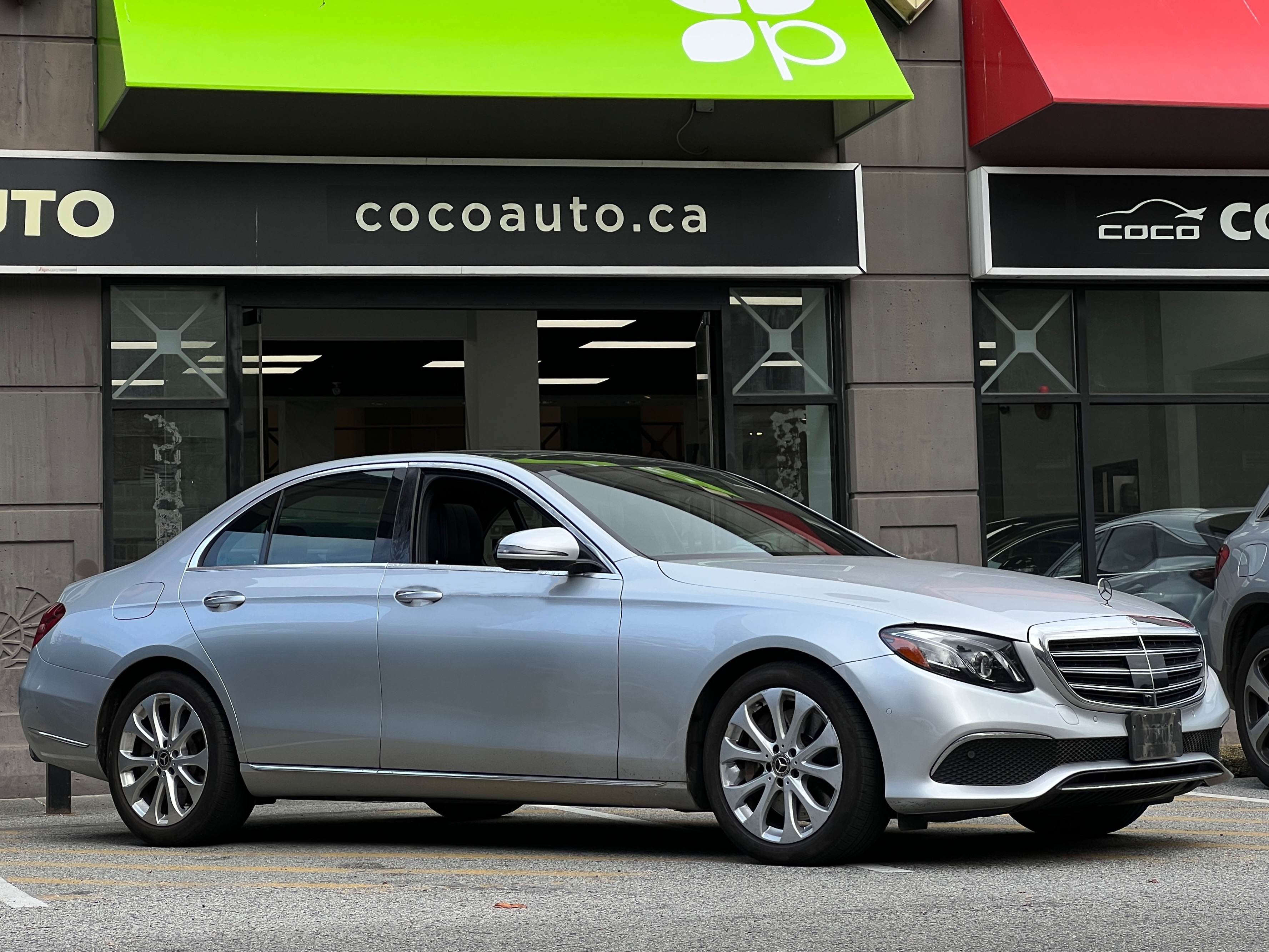 2018 Mercedes-Benz e400 4matic - Image 2