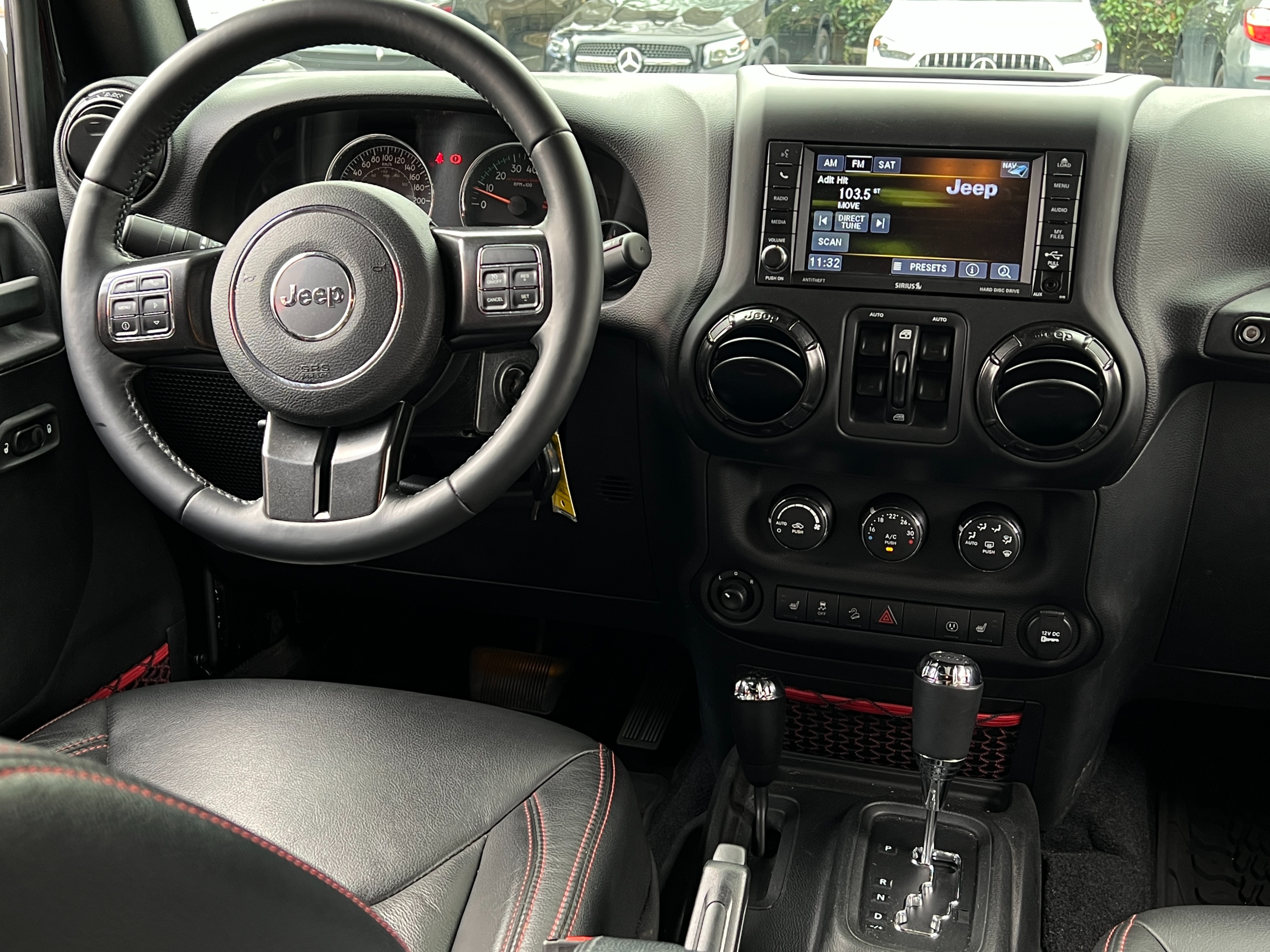 2017 Jeep Wrangler Unlimited Rubicon Recon Edition - Image 11