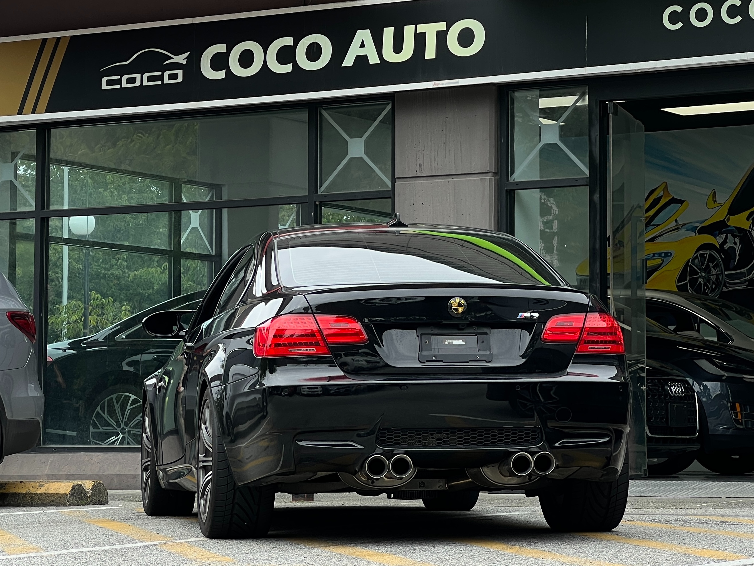 2011 BMW M3 - Image 7
