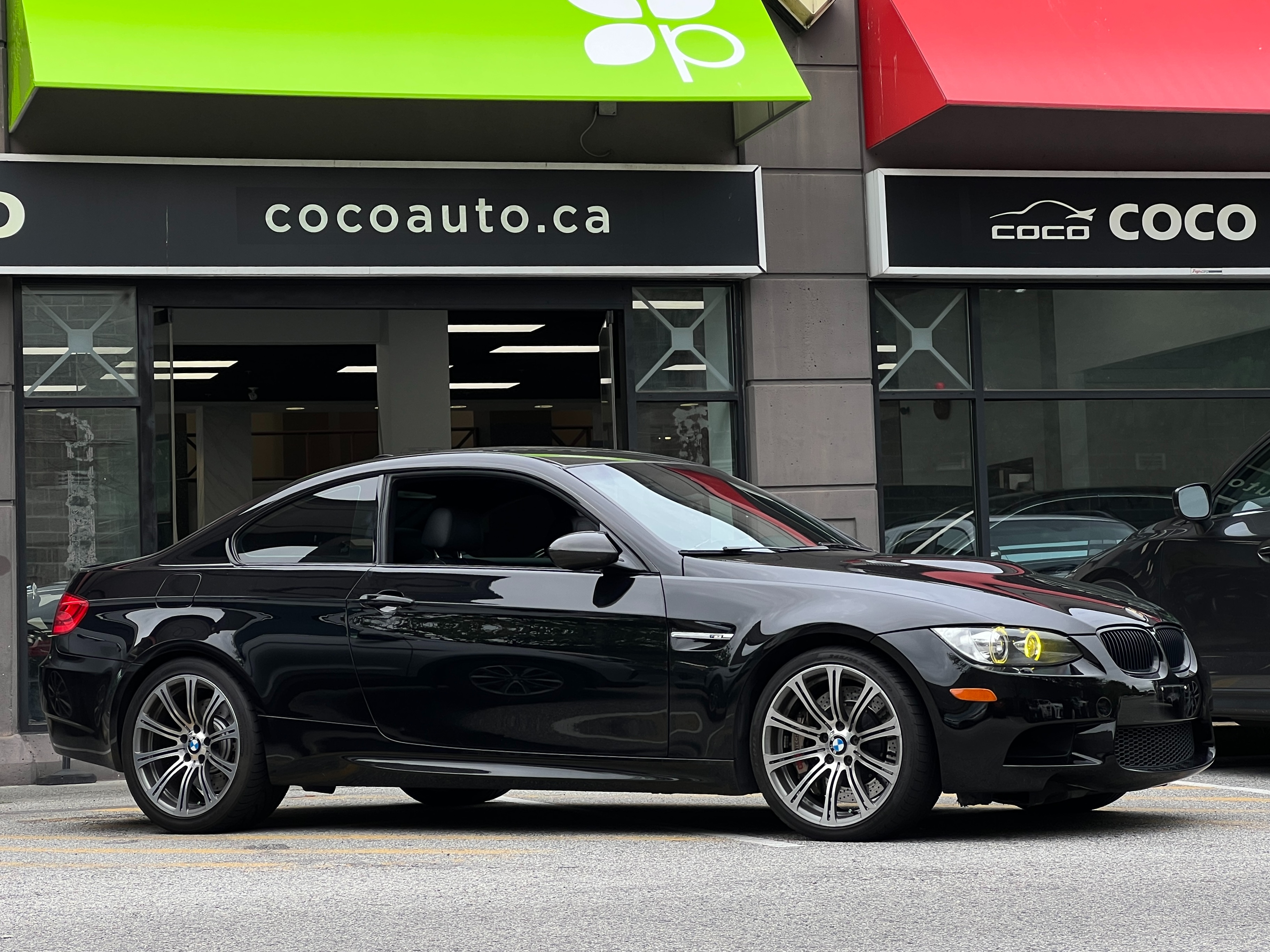2011 BMW M3 - Image 2