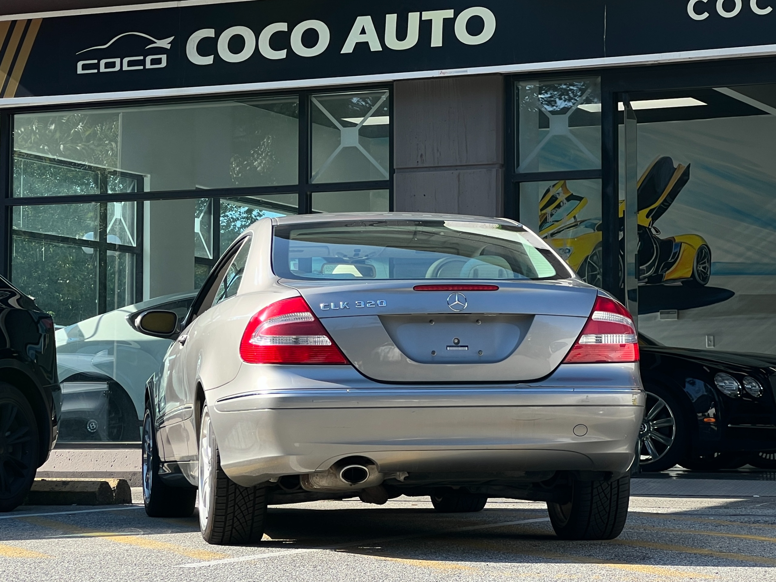 2003 Mercedes-Benz CLK320 - Image 5