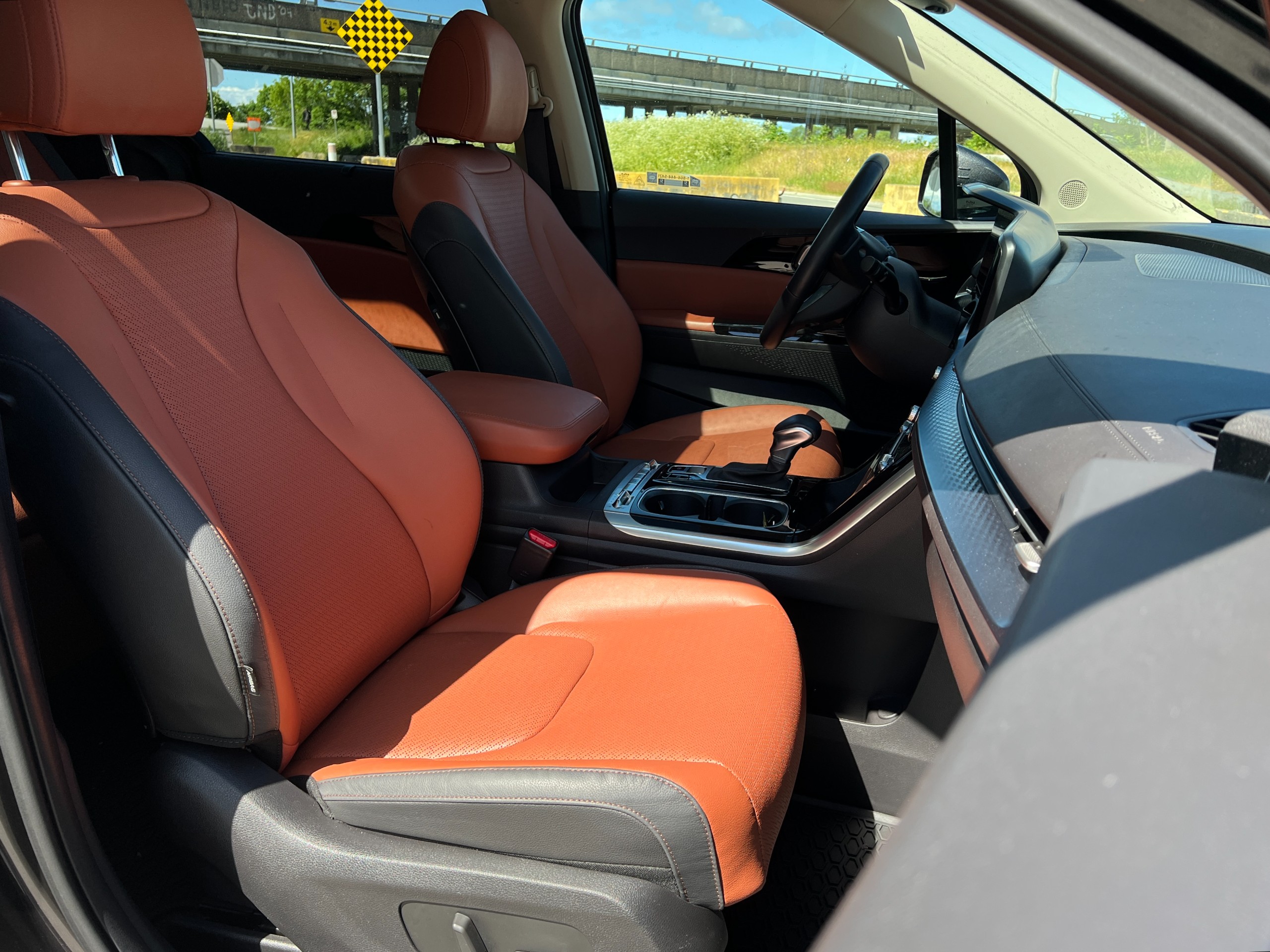 2023 Kia Carnival SX | No accident | BC Local - Image 12