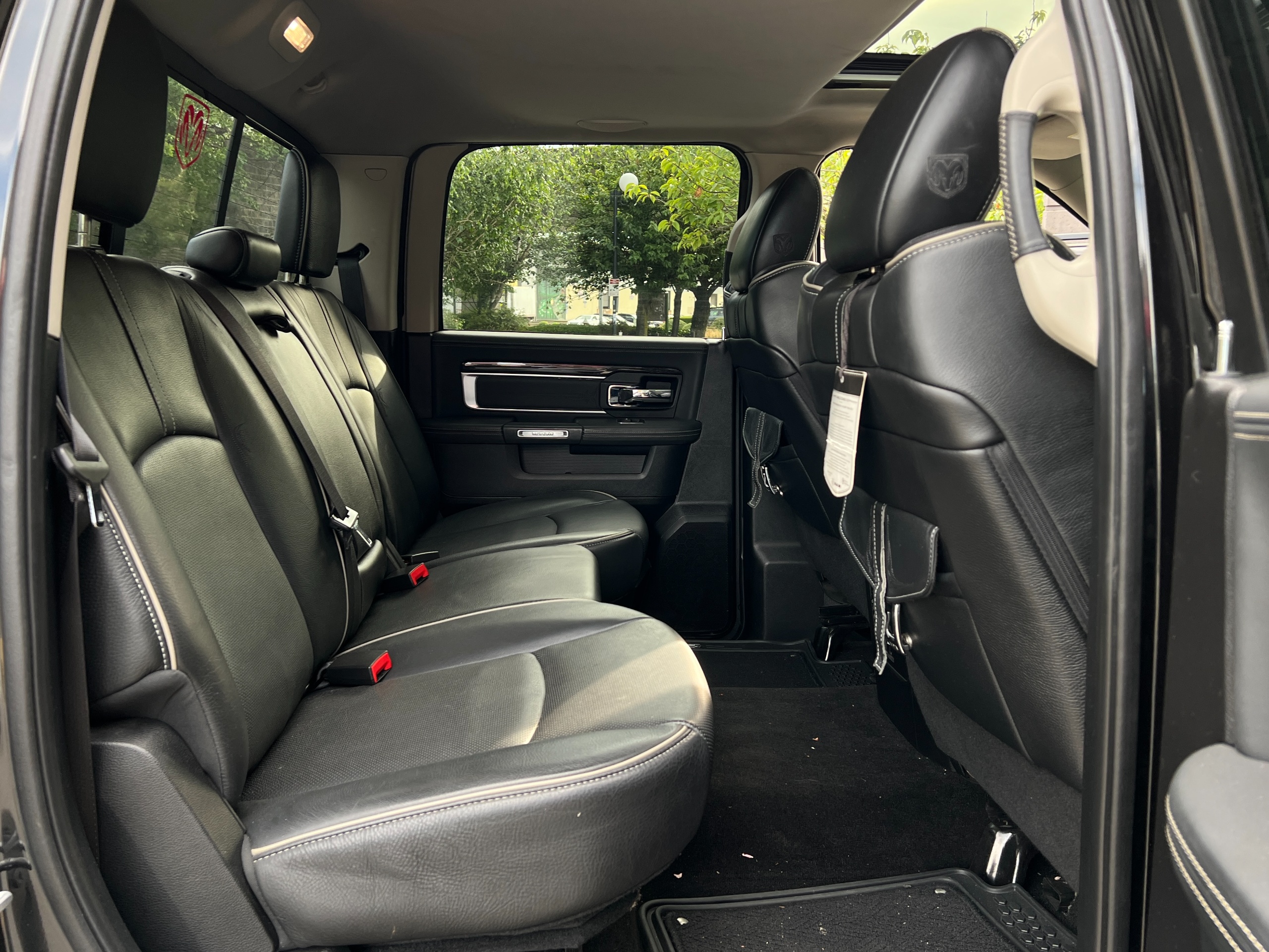 2015 Ram 1500 - Image 14