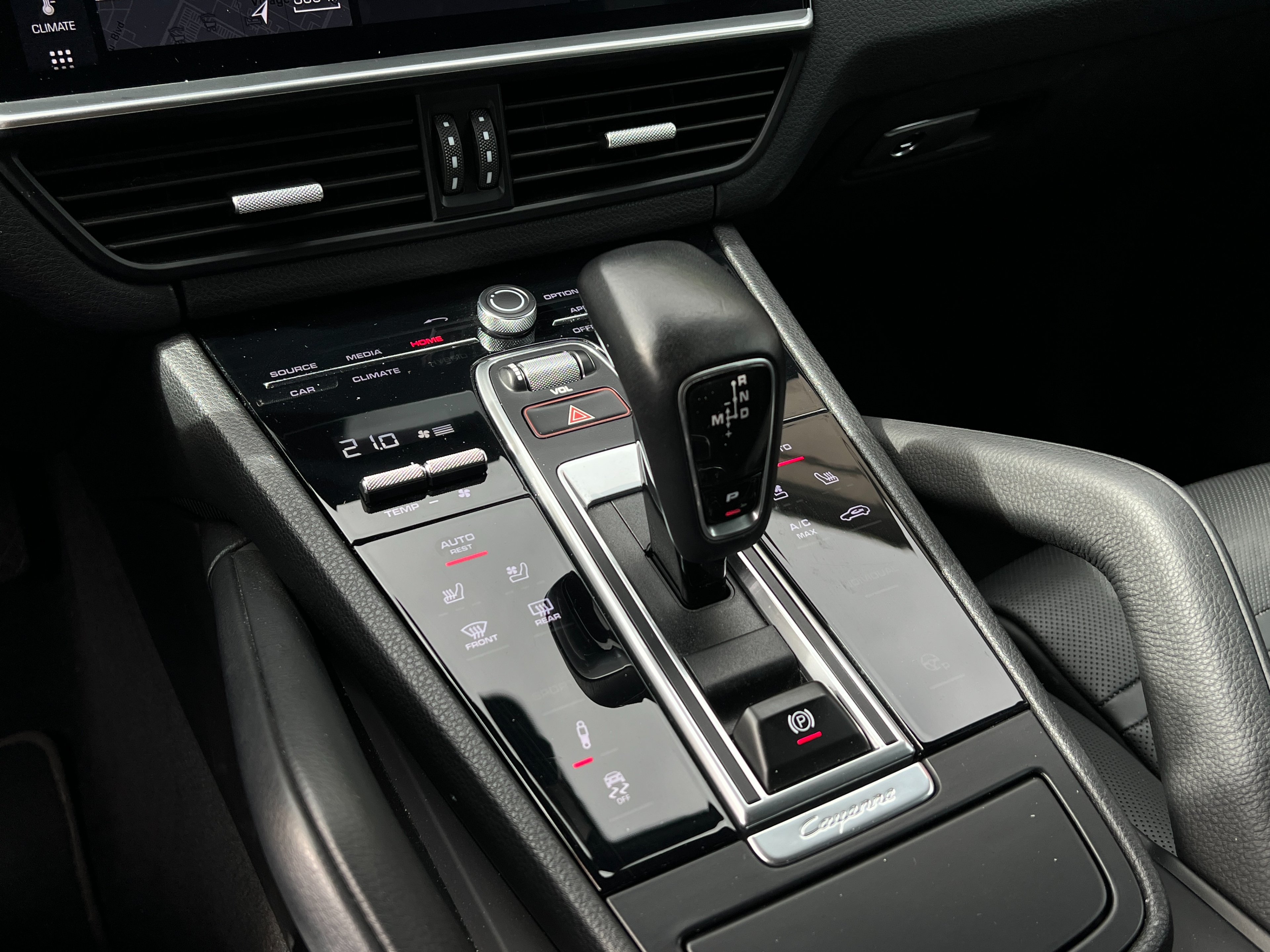 2020 Porsche Cayenne - Image 8