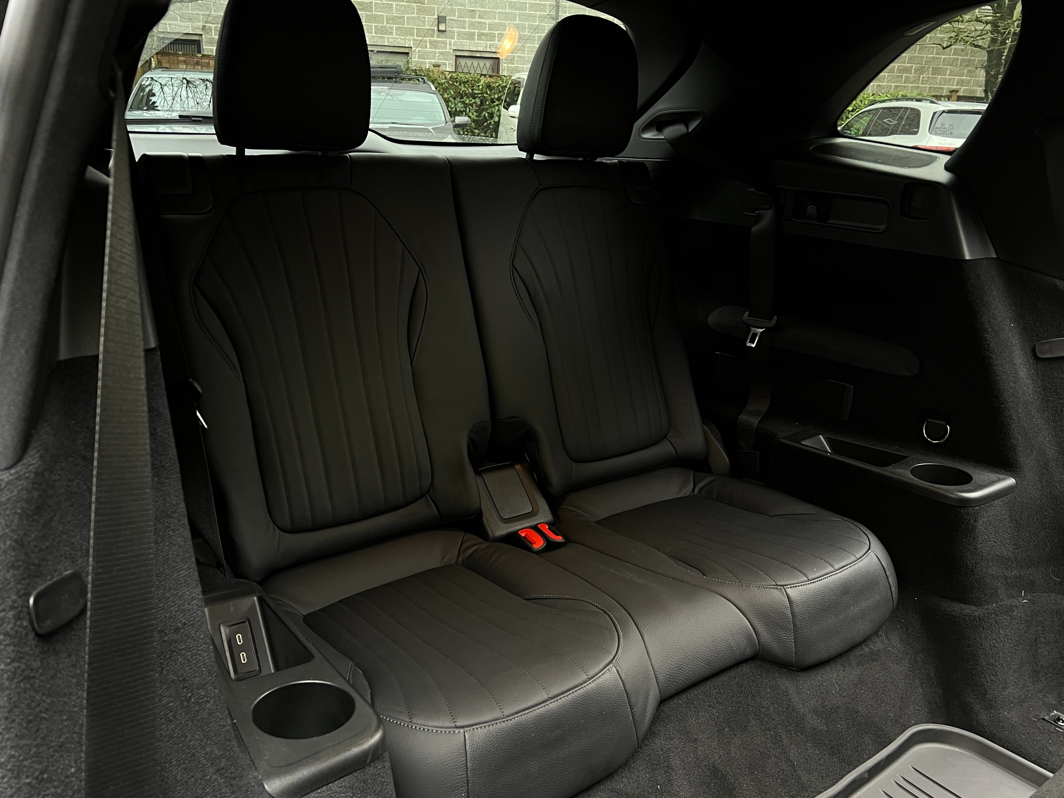 2023 Mercedes-Benz EQS 450 | Lease transfer | 1500 cad/month | 7 seater - Image 17