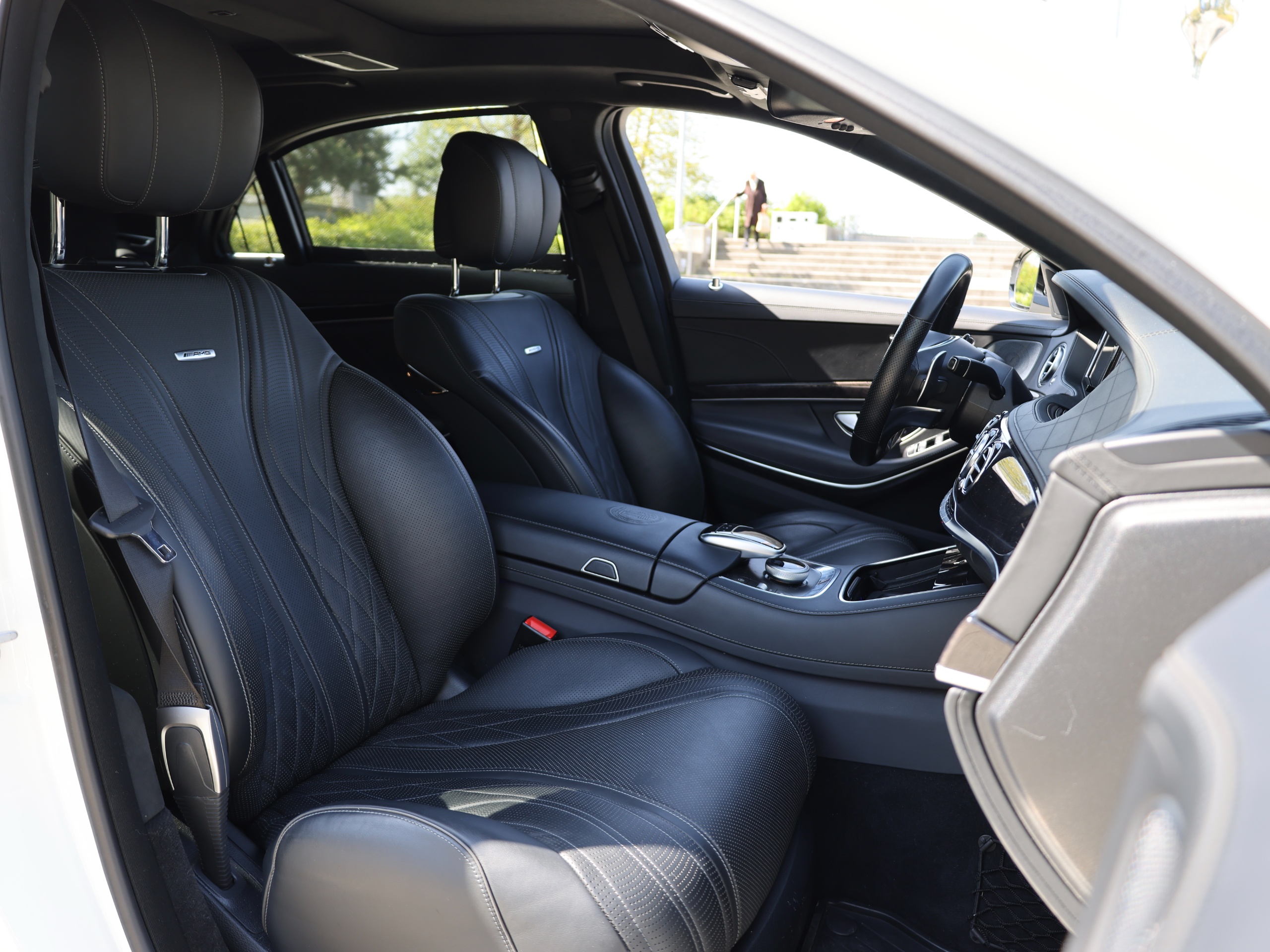 2017 Mercedes-Benz S63 - Image 11