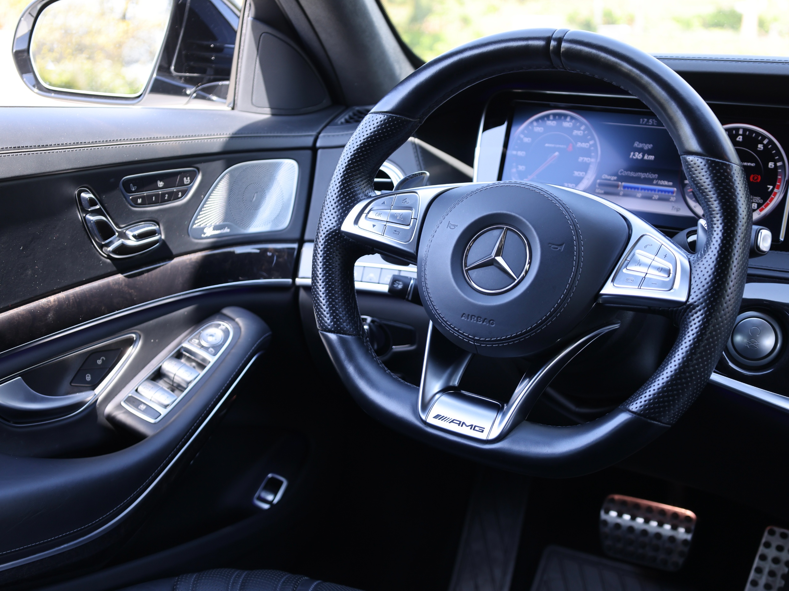 2017 Mercedes-Benz S63 - Image 10
