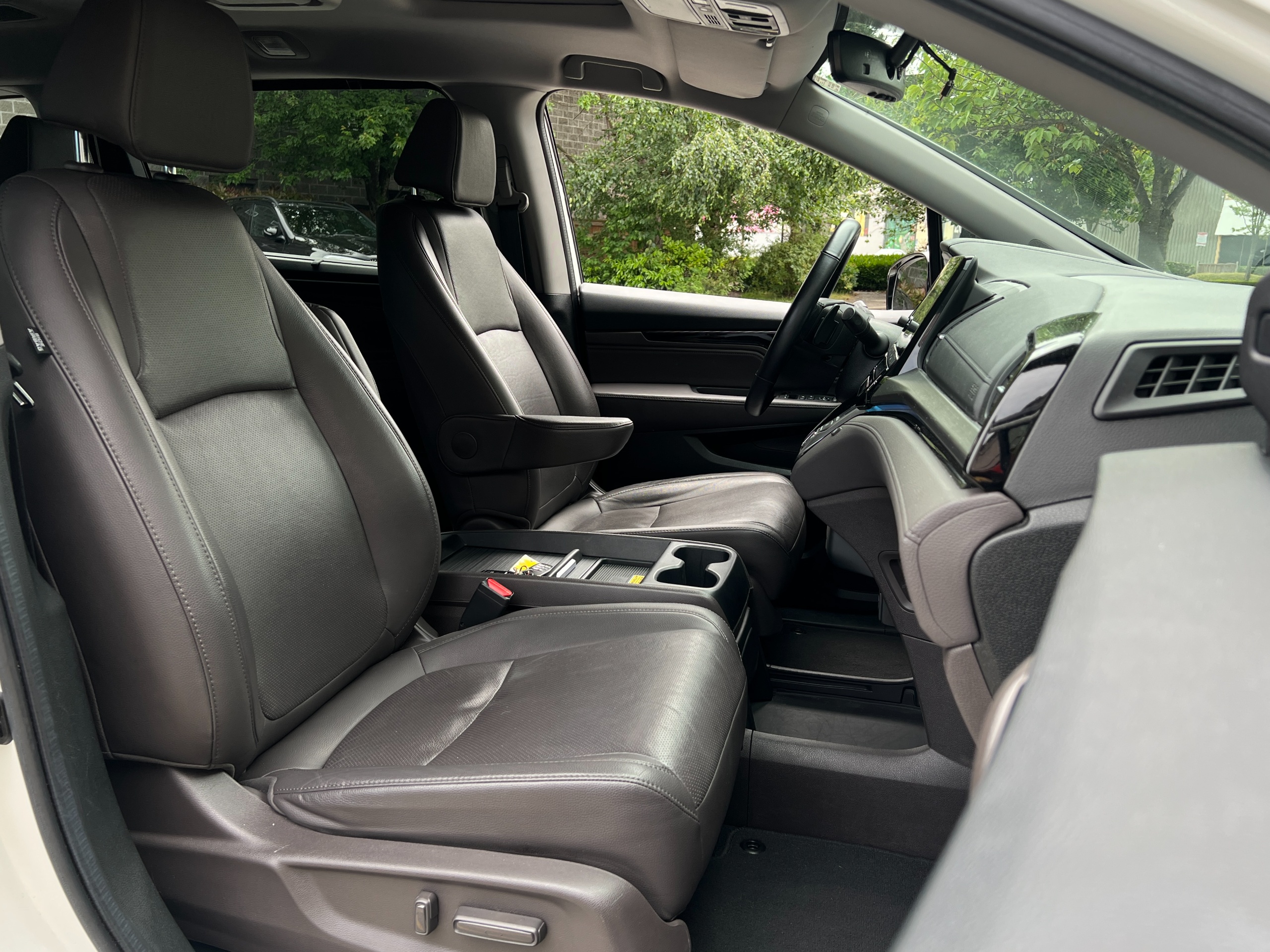 2019 Honda Odyssey Touring - Image 9