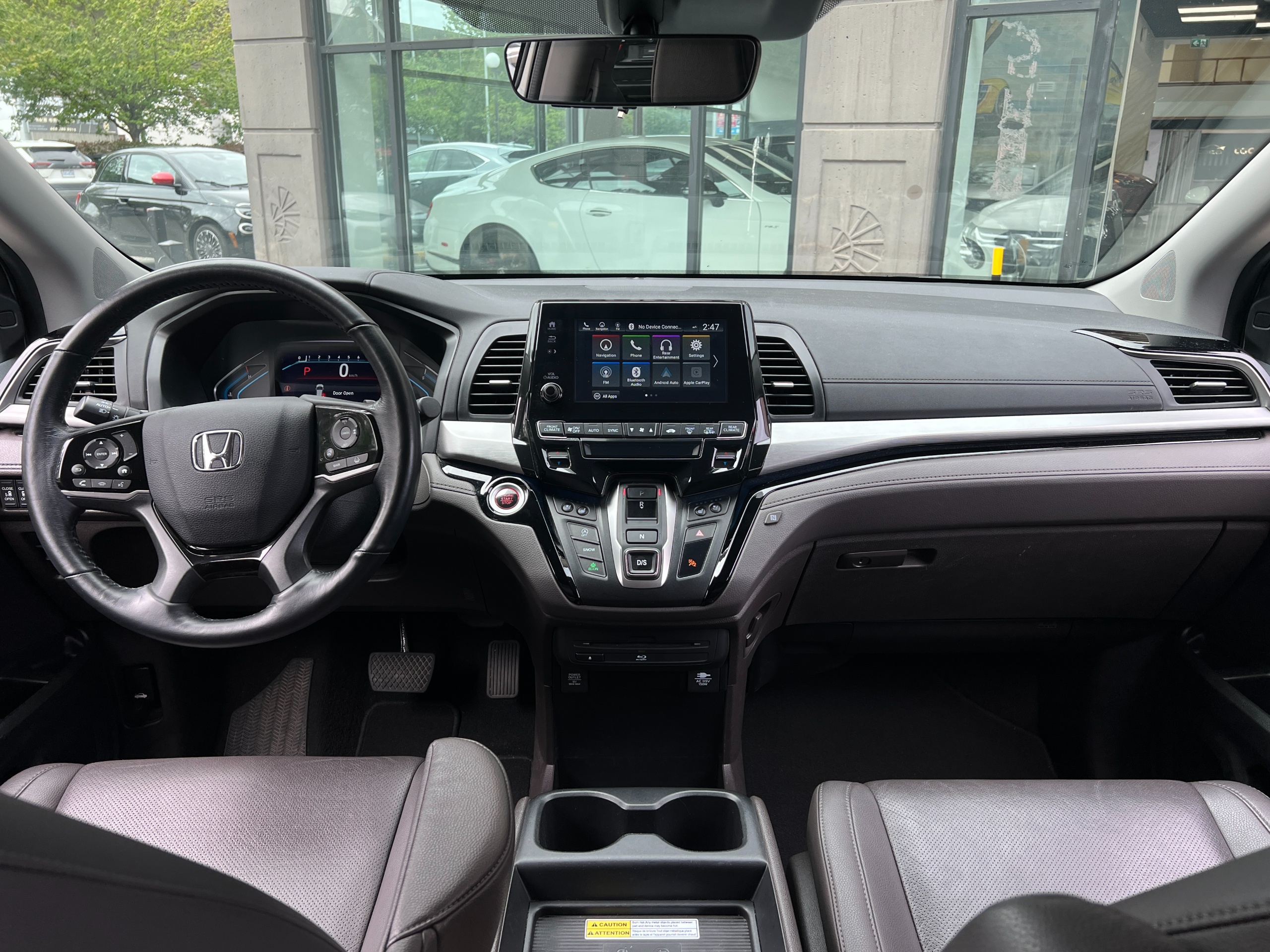 2019 Honda Odyssey Touring - Image 10