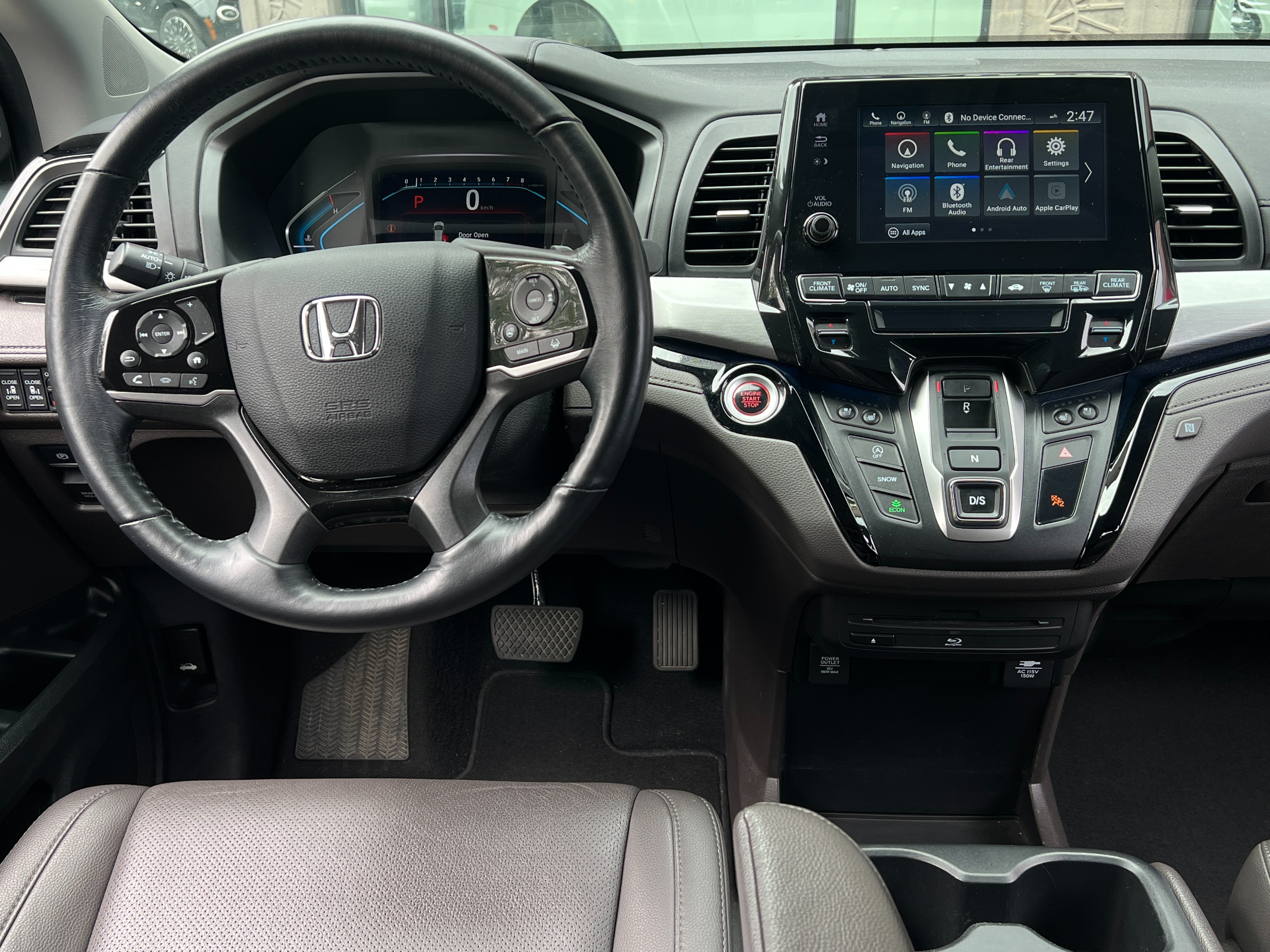 2019 Honda Odyssey Touring - Image 12