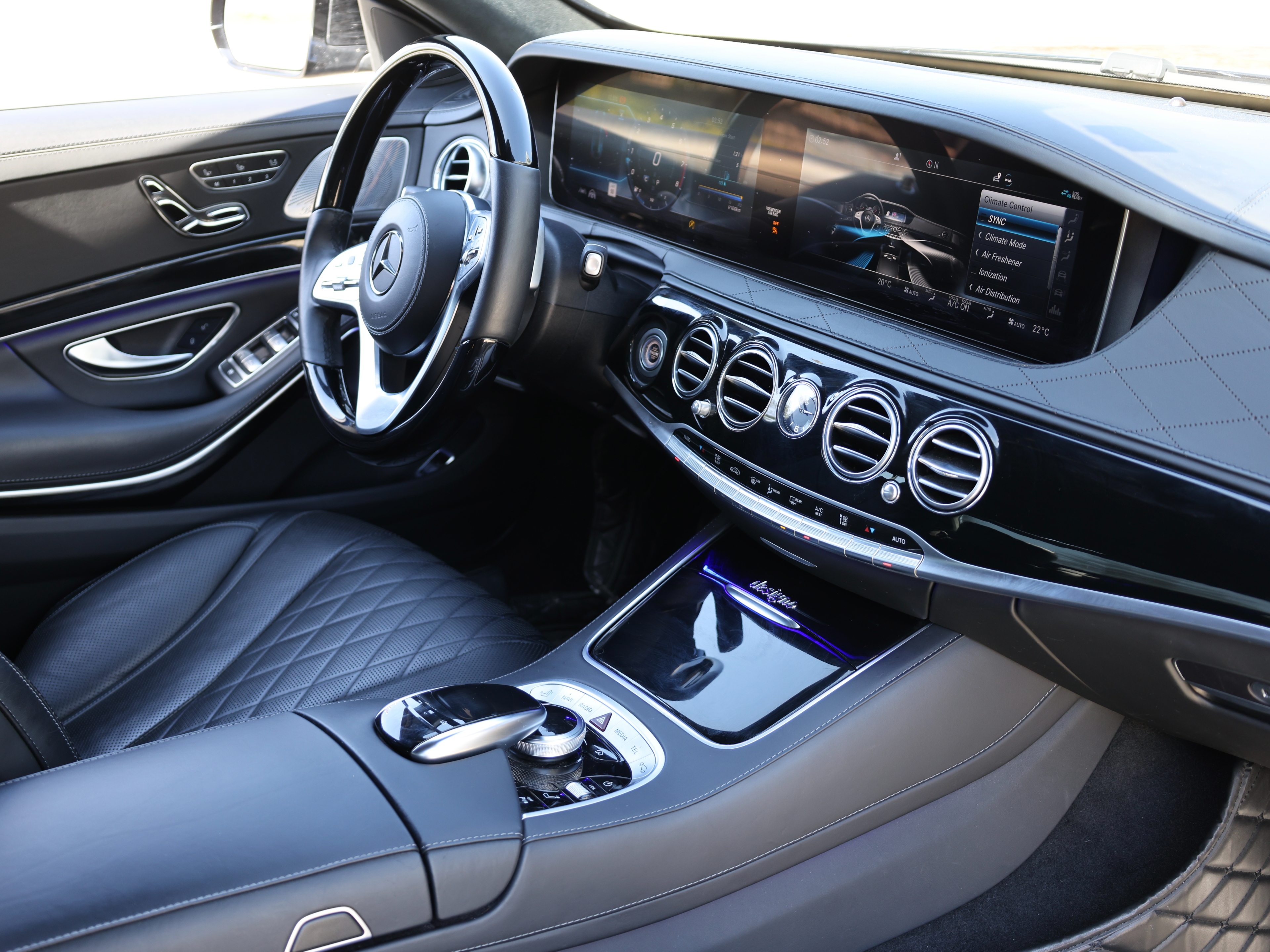 2020 Mercedes-Benz S560 - Image 11