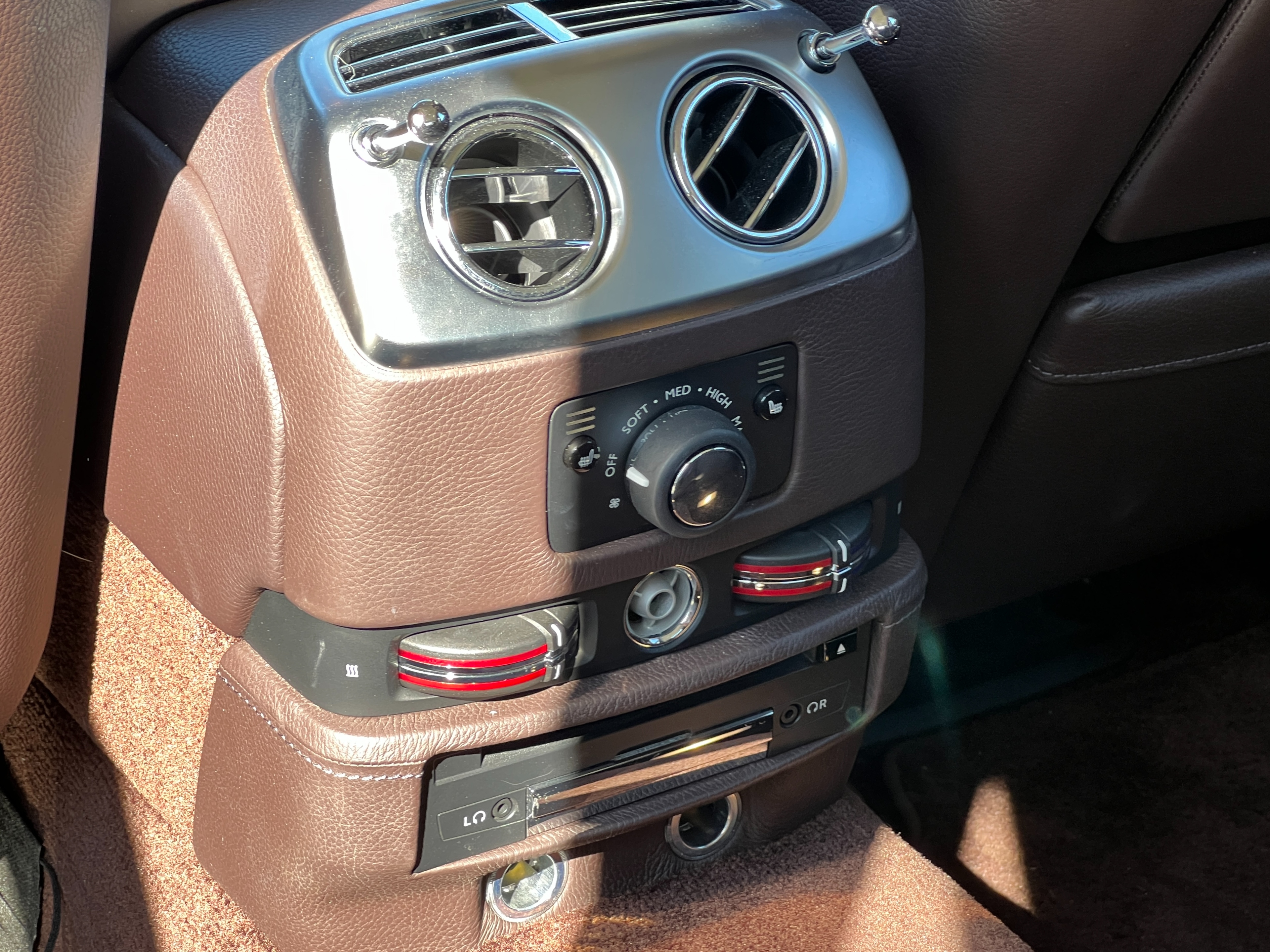 2014 Rolls-Royce Ghost - Image 18