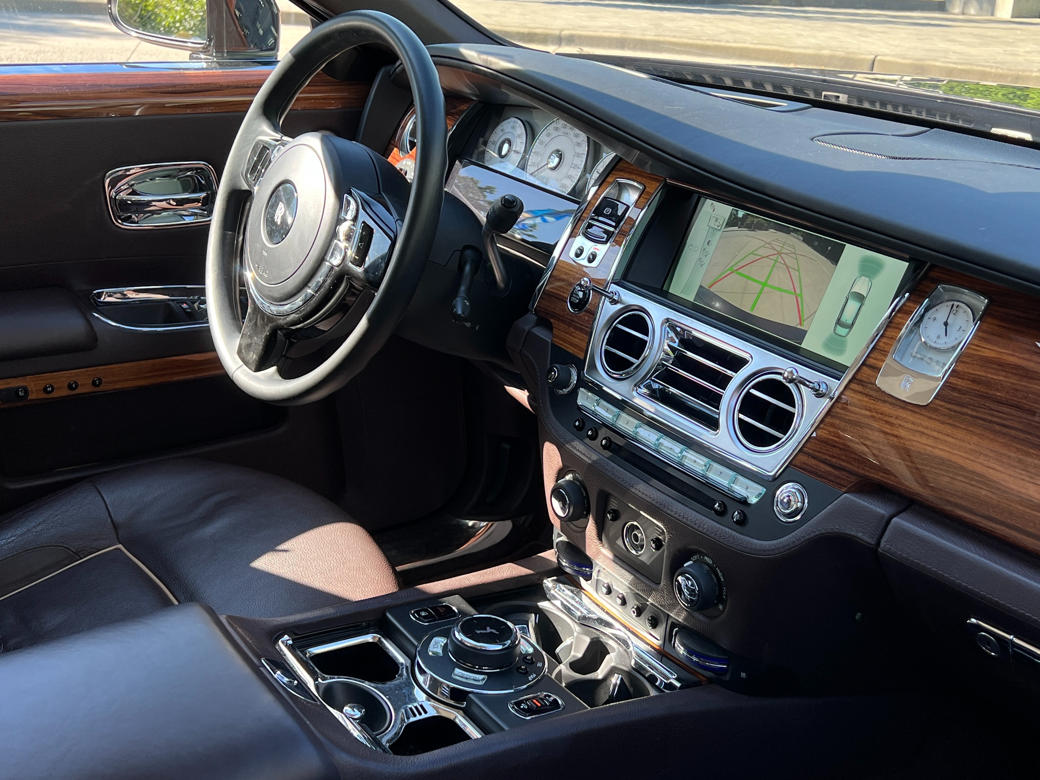 2014 Rolls-Royce Ghost - Image 12