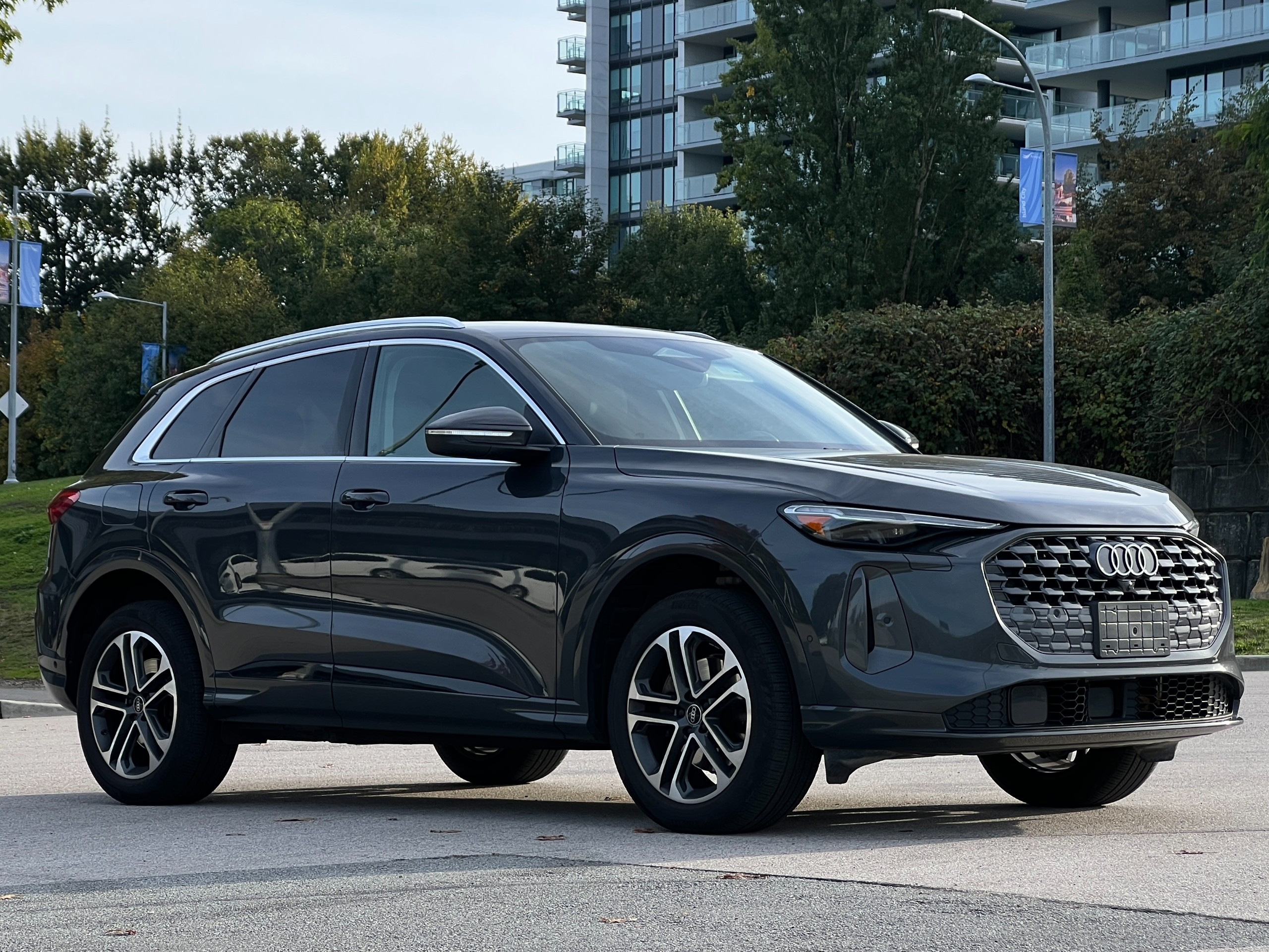2025 Audi Q5 progressiv | No accident | BC Local - Image 2