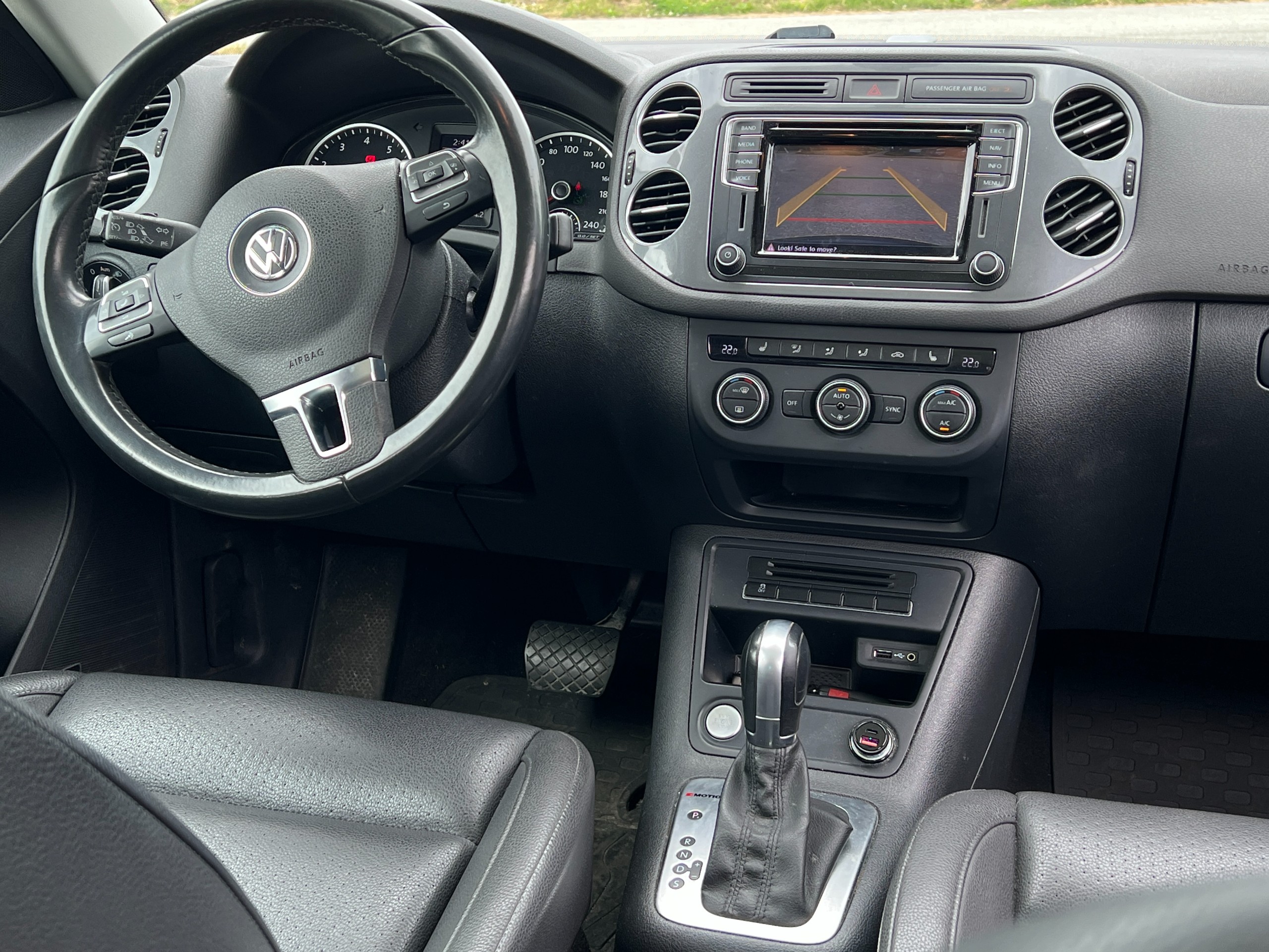 2016 Volkswagen Tiguan | BC Local - Image 13