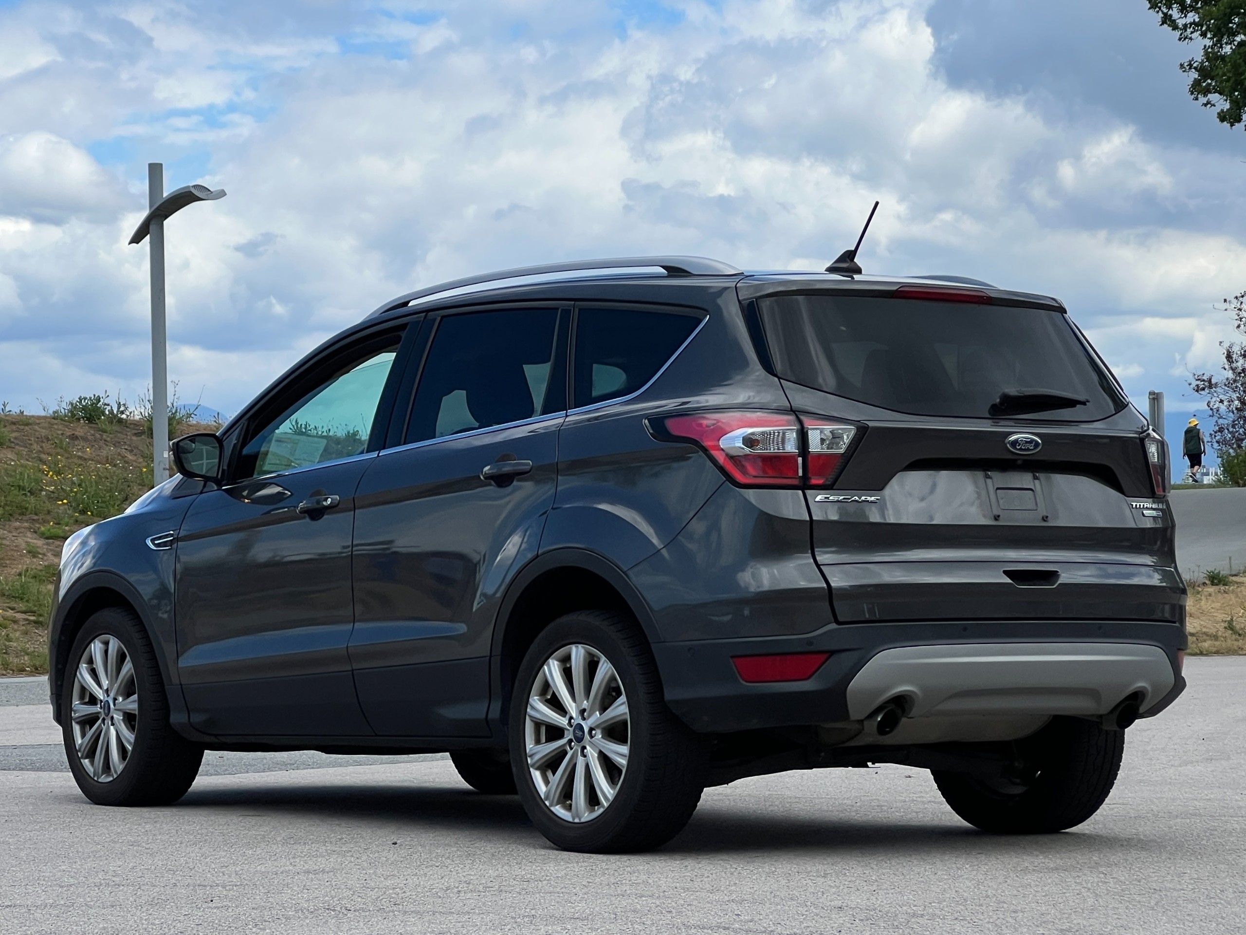 2018 Ford escape Titanium|No accident - Image 6