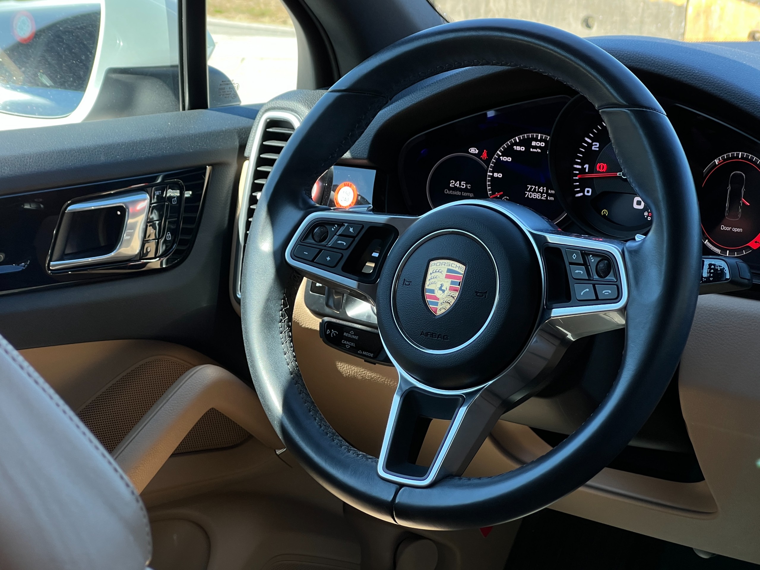 2020 Porsche Cayenne | No accident - Image 16