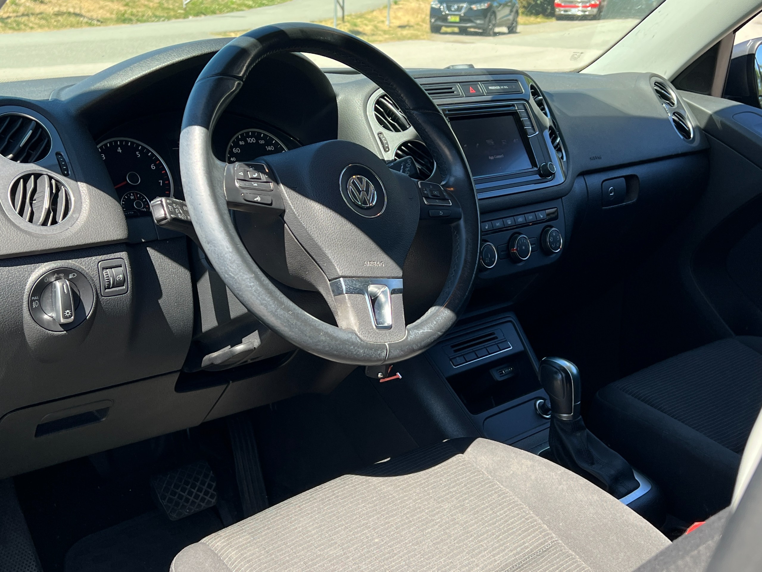 2017 Volkswagen tiguan trendline | BC Local - Image 13