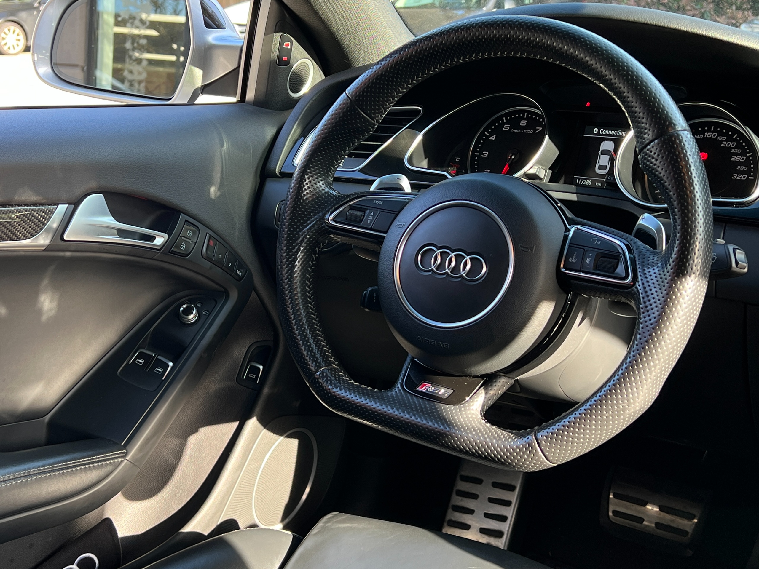 2015 Audi RS5 - Image 12