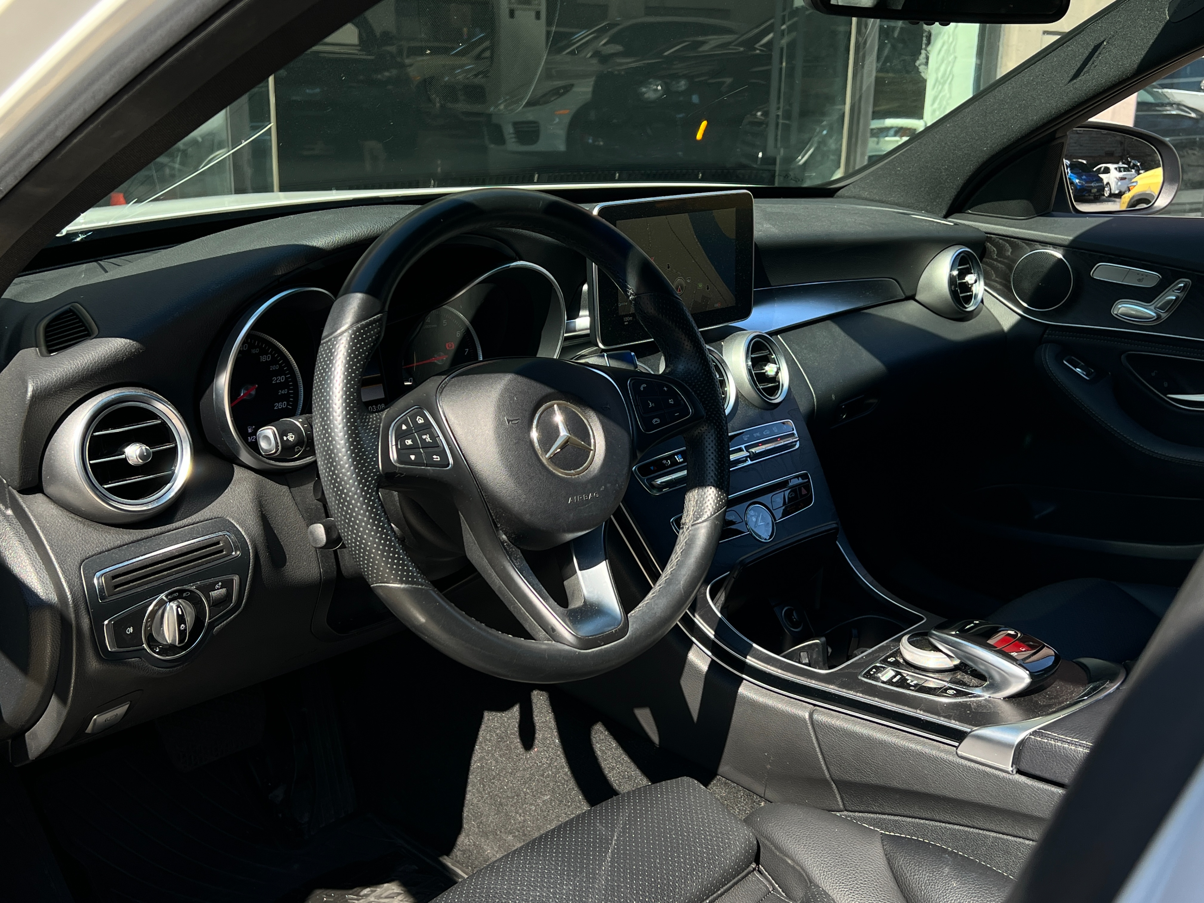 2015 Mercedes-Benz C300 - Image 8