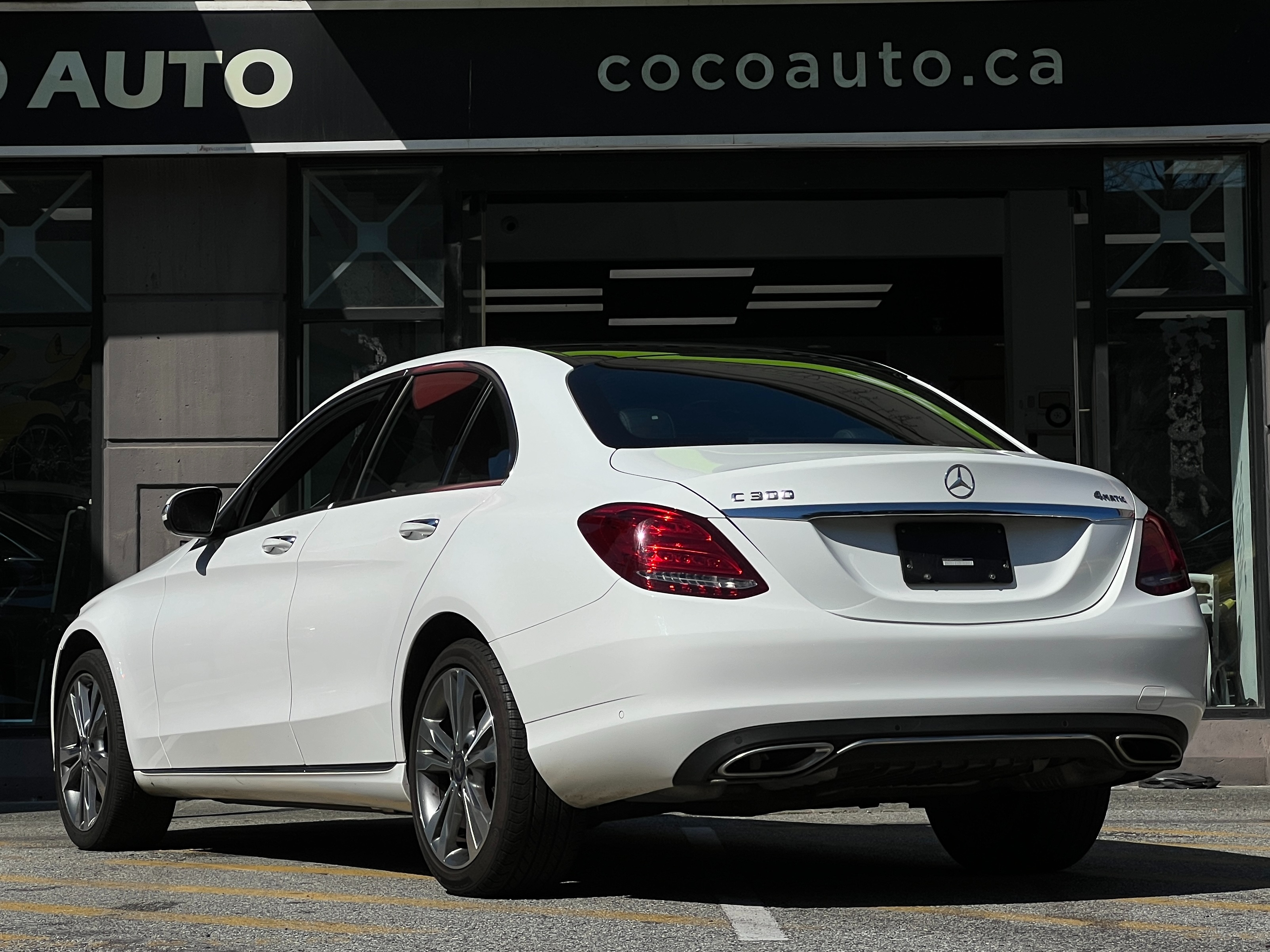 2015 Mercedes-Benz C300 - Image 6