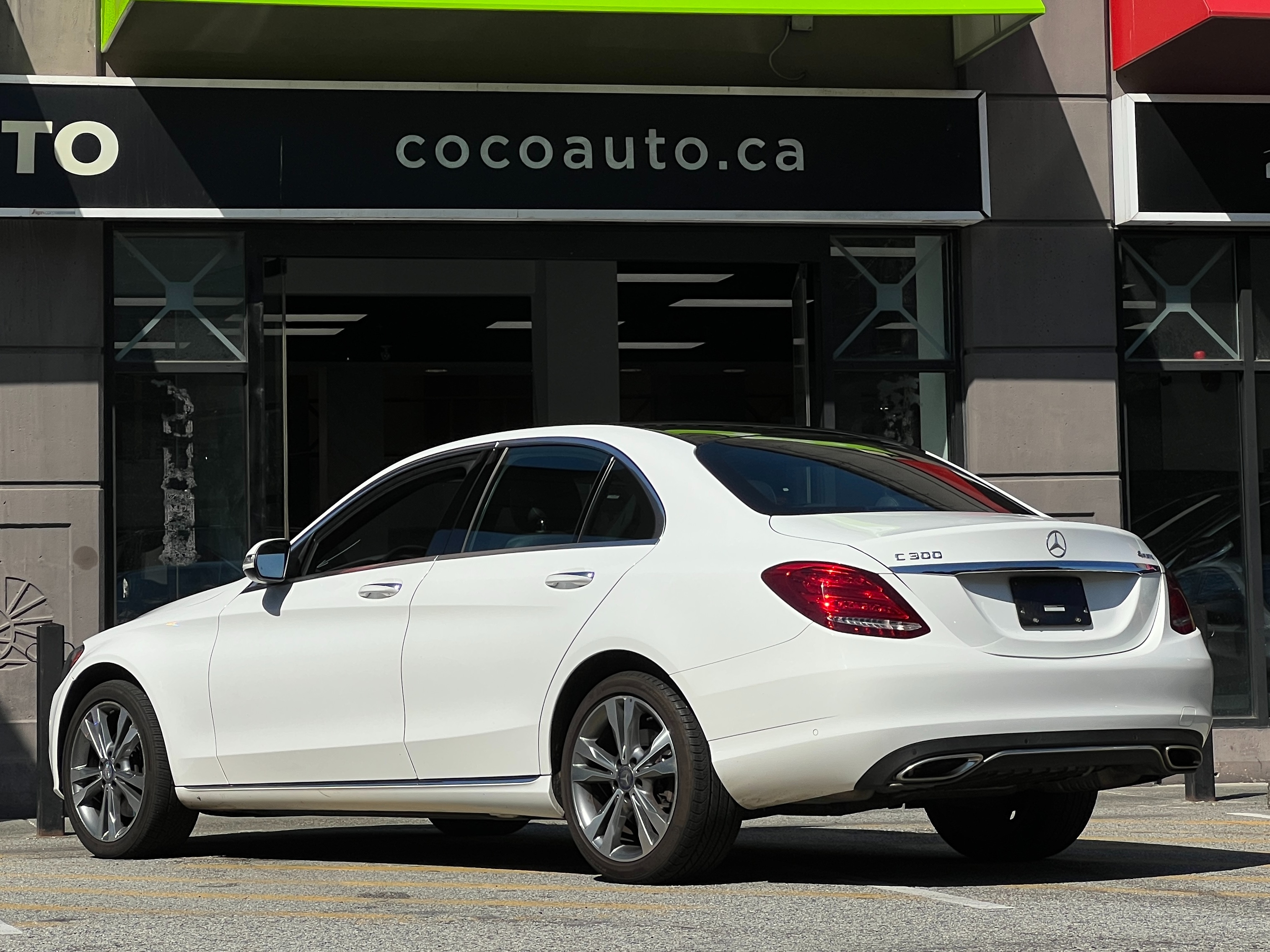 2015 Mercedes-Benz C300 - Image 5