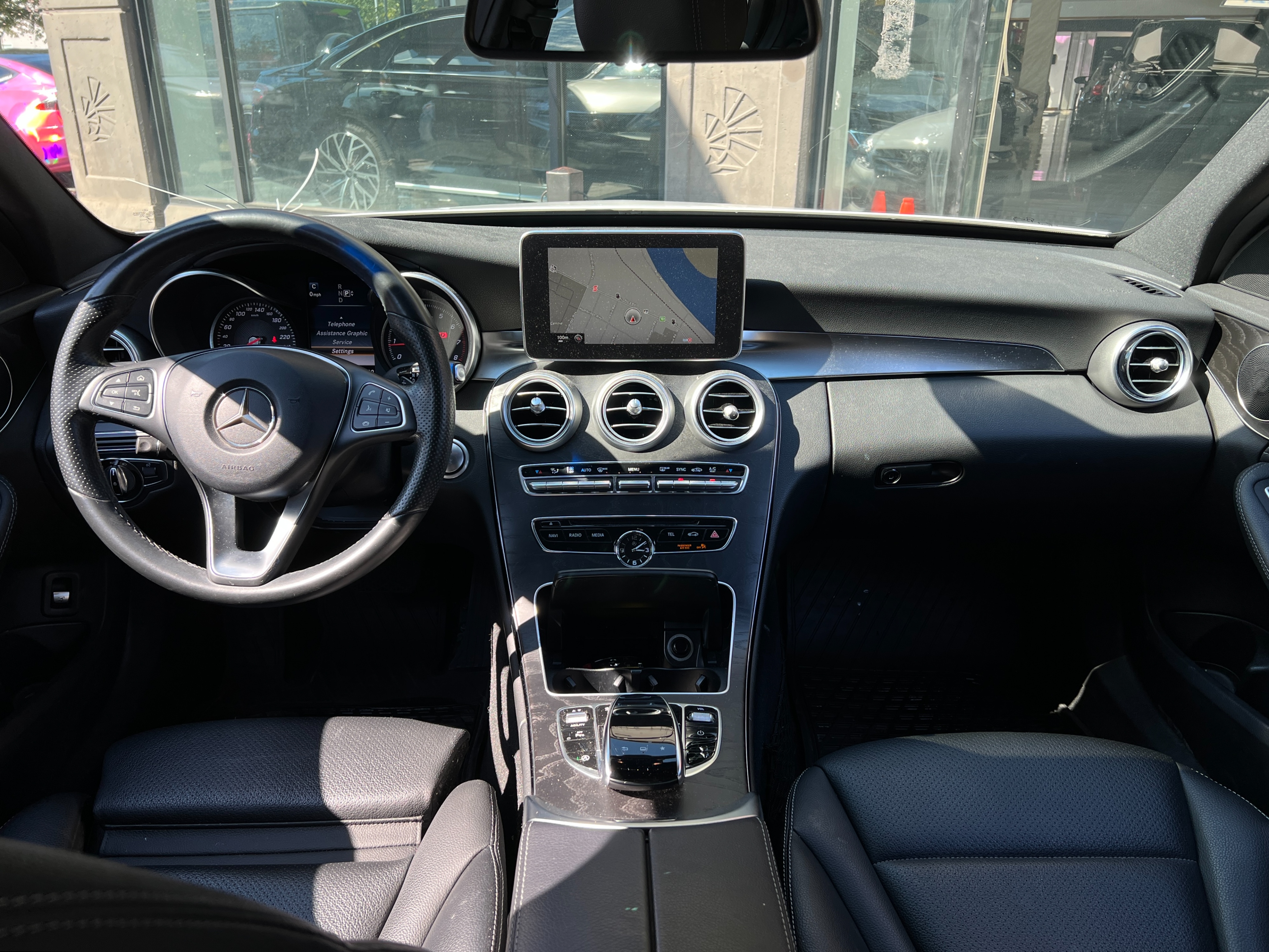 2015 Mercedes-Benz C300 - Image 13