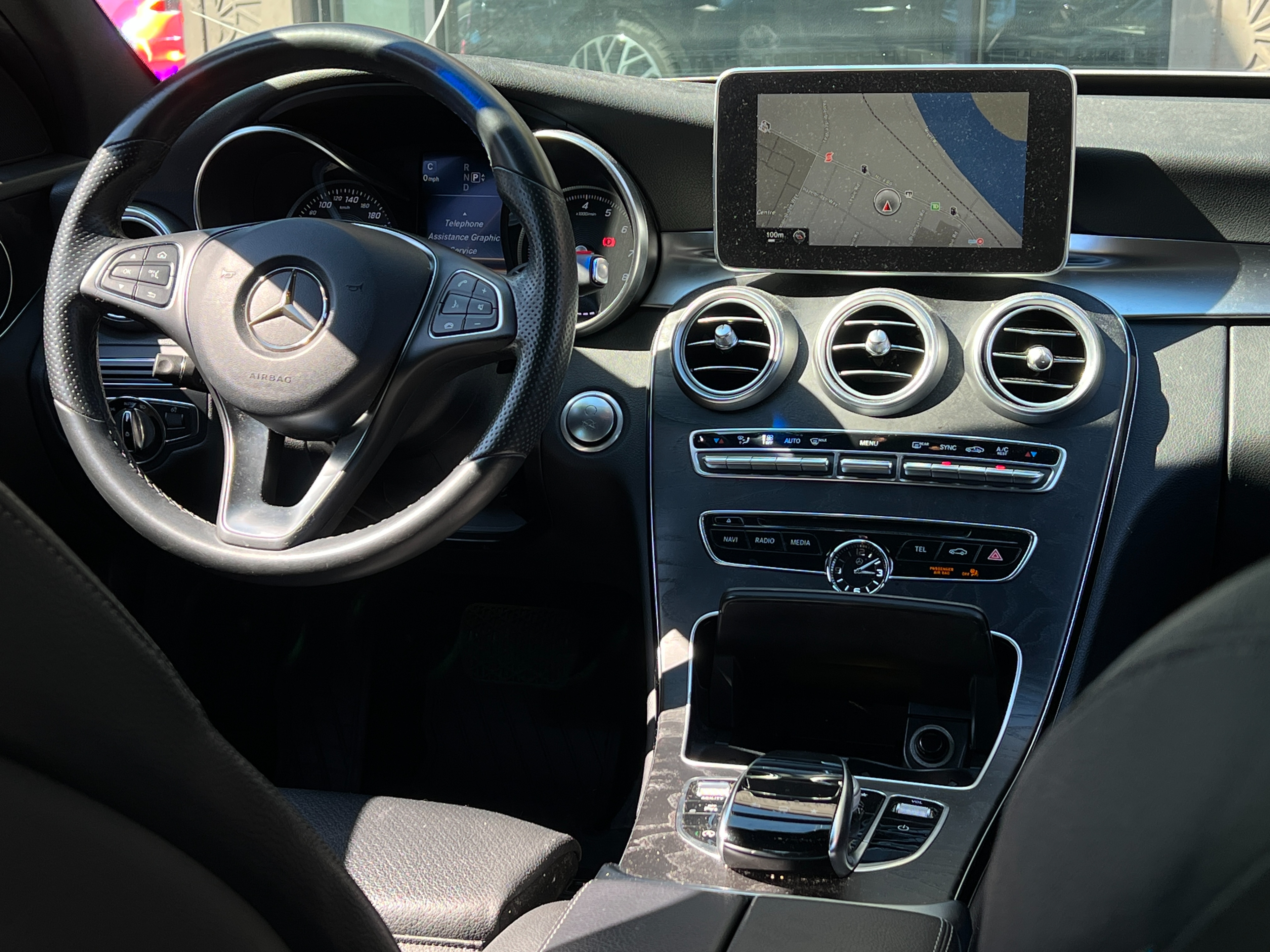 2015 Mercedes-Benz C300 - Image 12